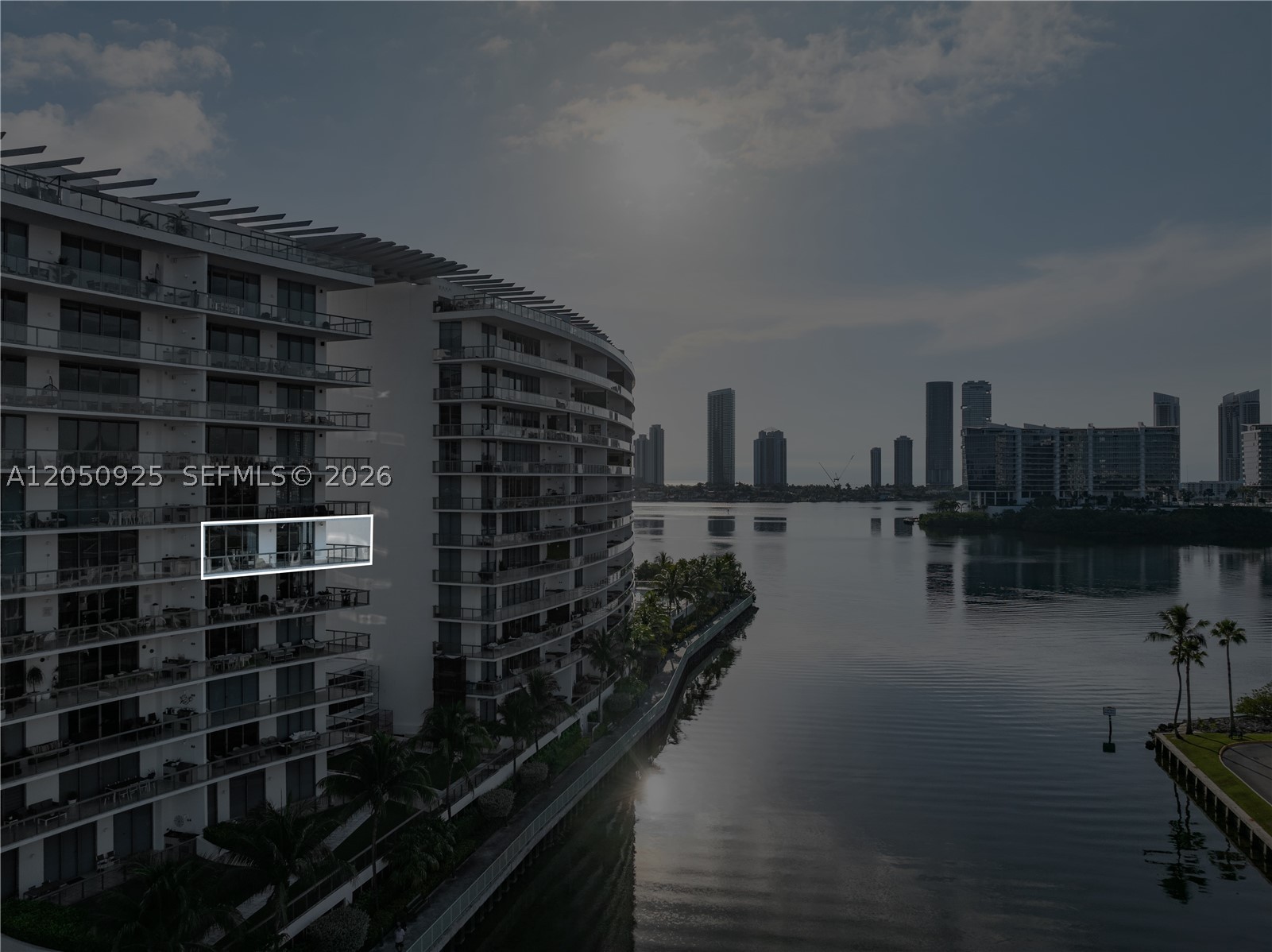 3250 NE 188th St #608, Aventura FL 33180