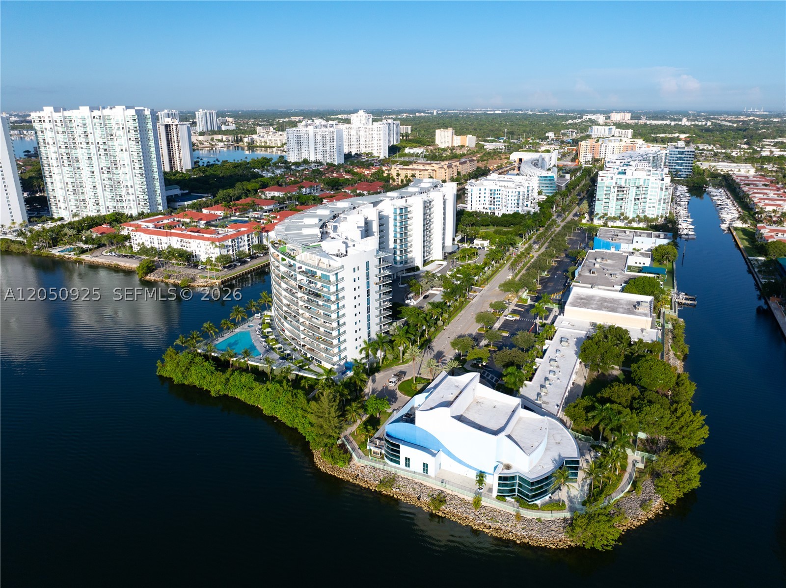 3250 NE 188th St #608, Aventura FL 33180