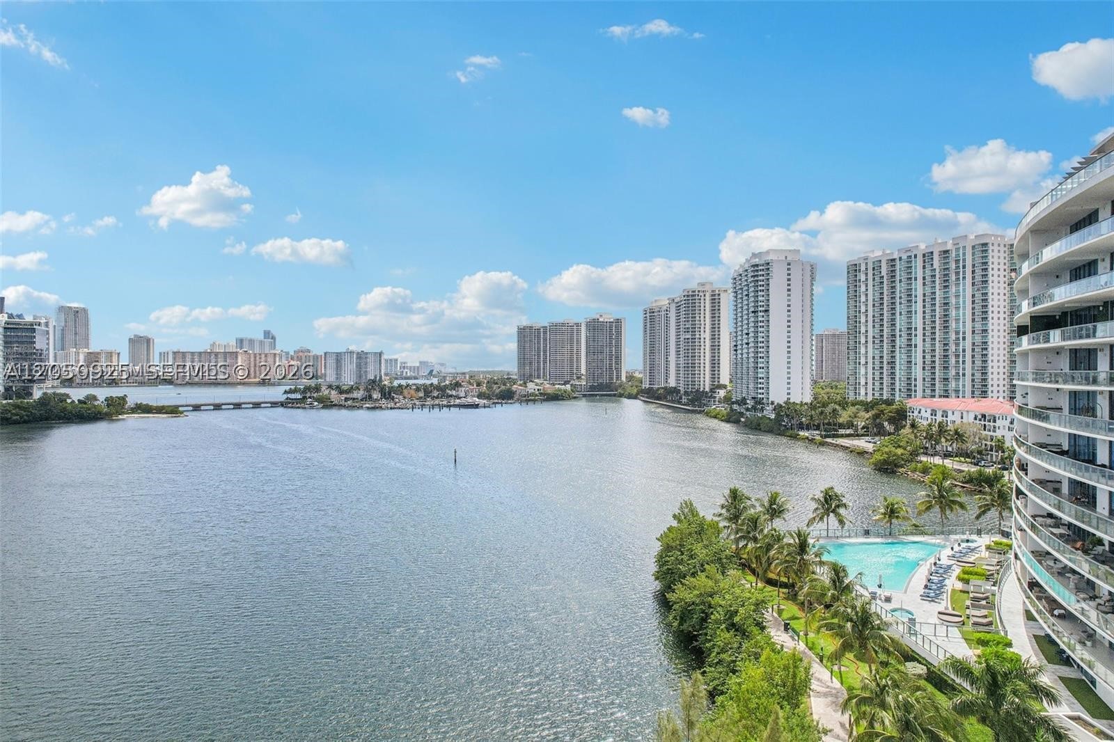 3250 NE 188th St #608, Aventura FL 33180