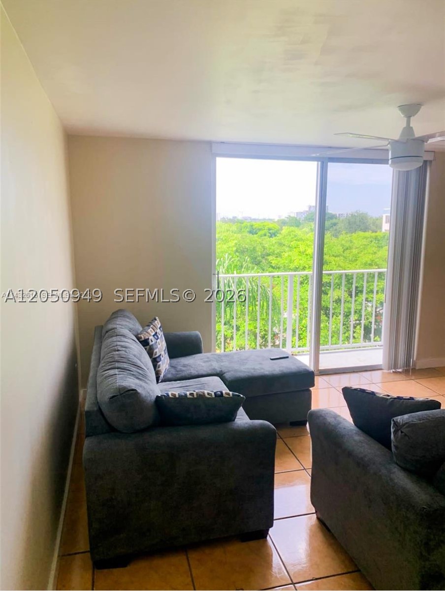 1740 NW N River Dr #623, Miami FL 33125
