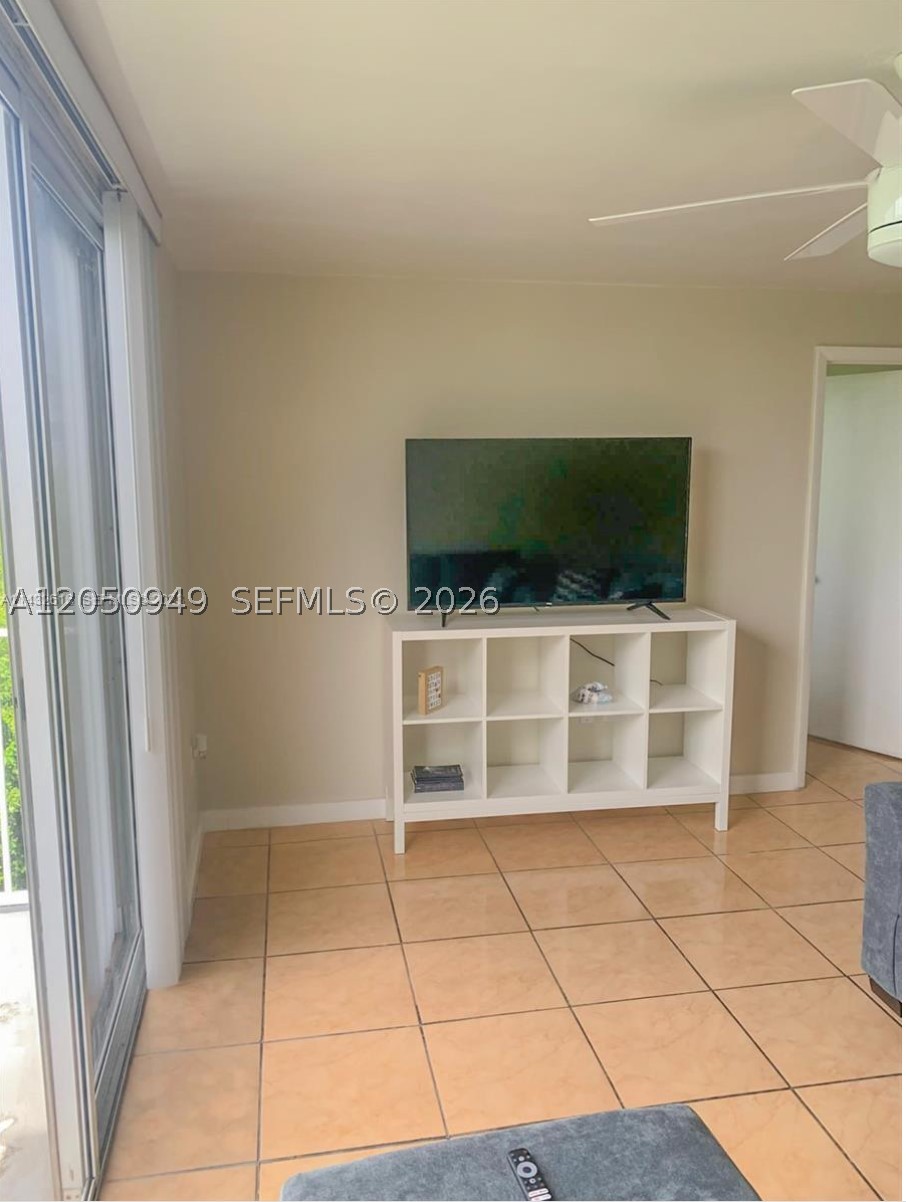 1740 NW N River Dr #623, Miami FL 33125