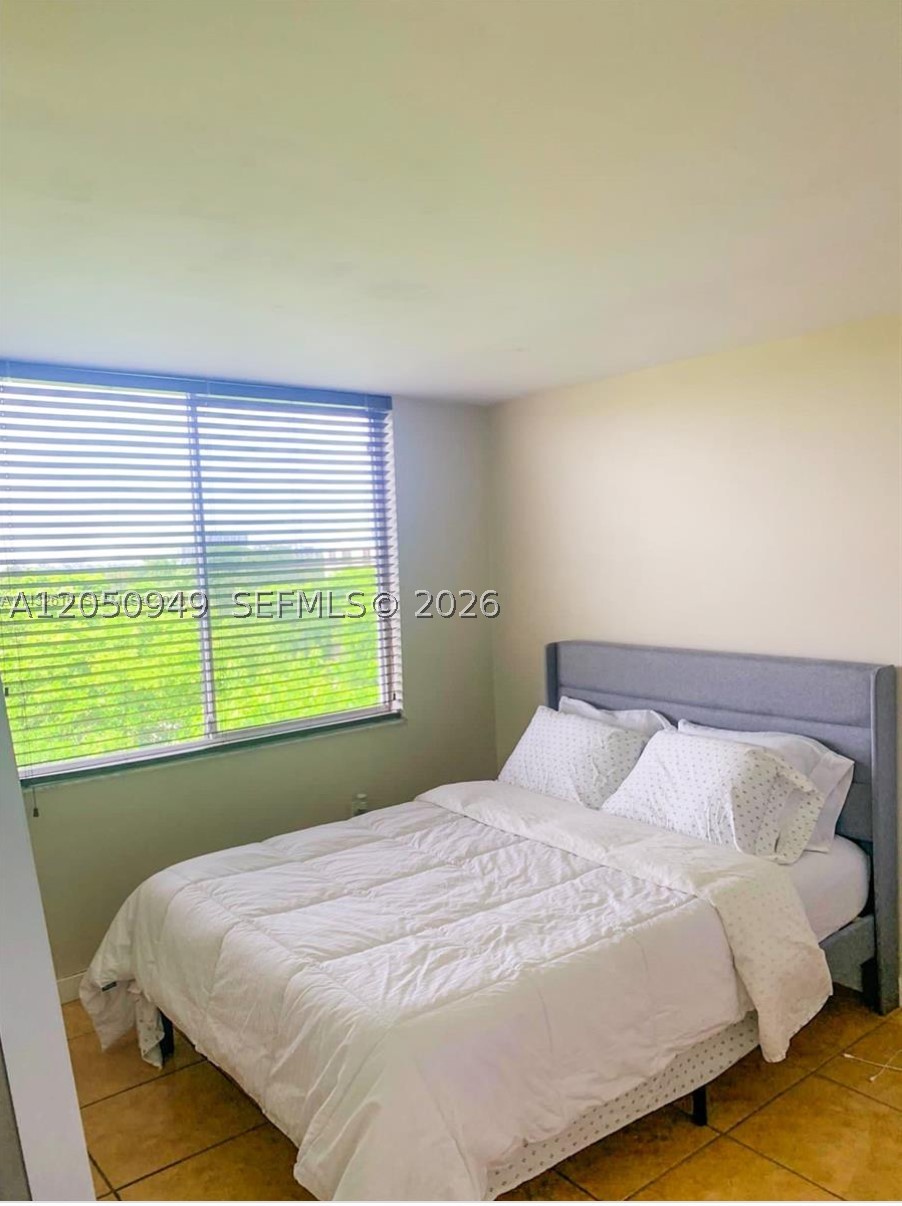 1740 NW N River Dr #623, Miami FL 33125