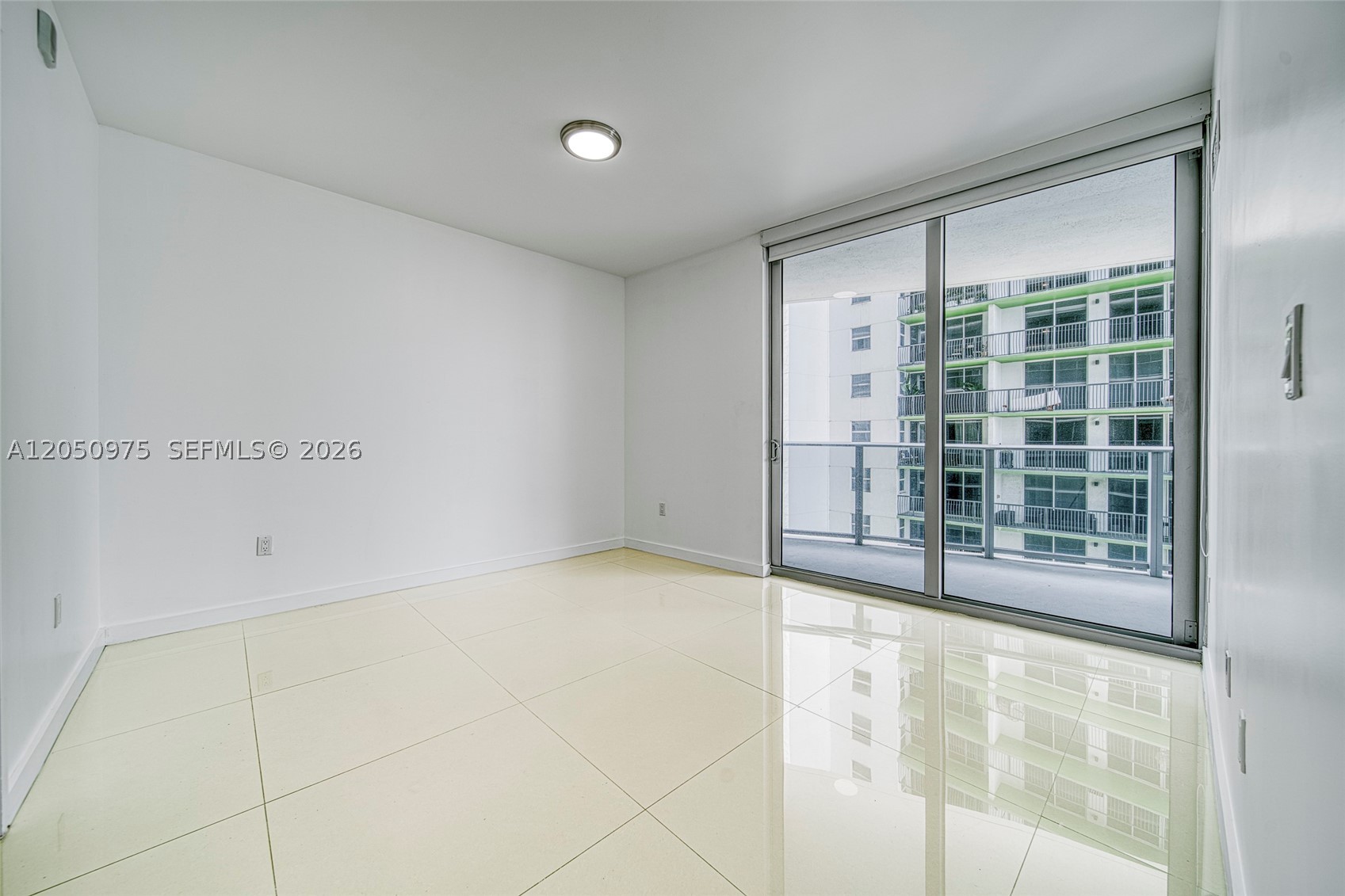 488 NE 18th St #2002, Miami FL 33132