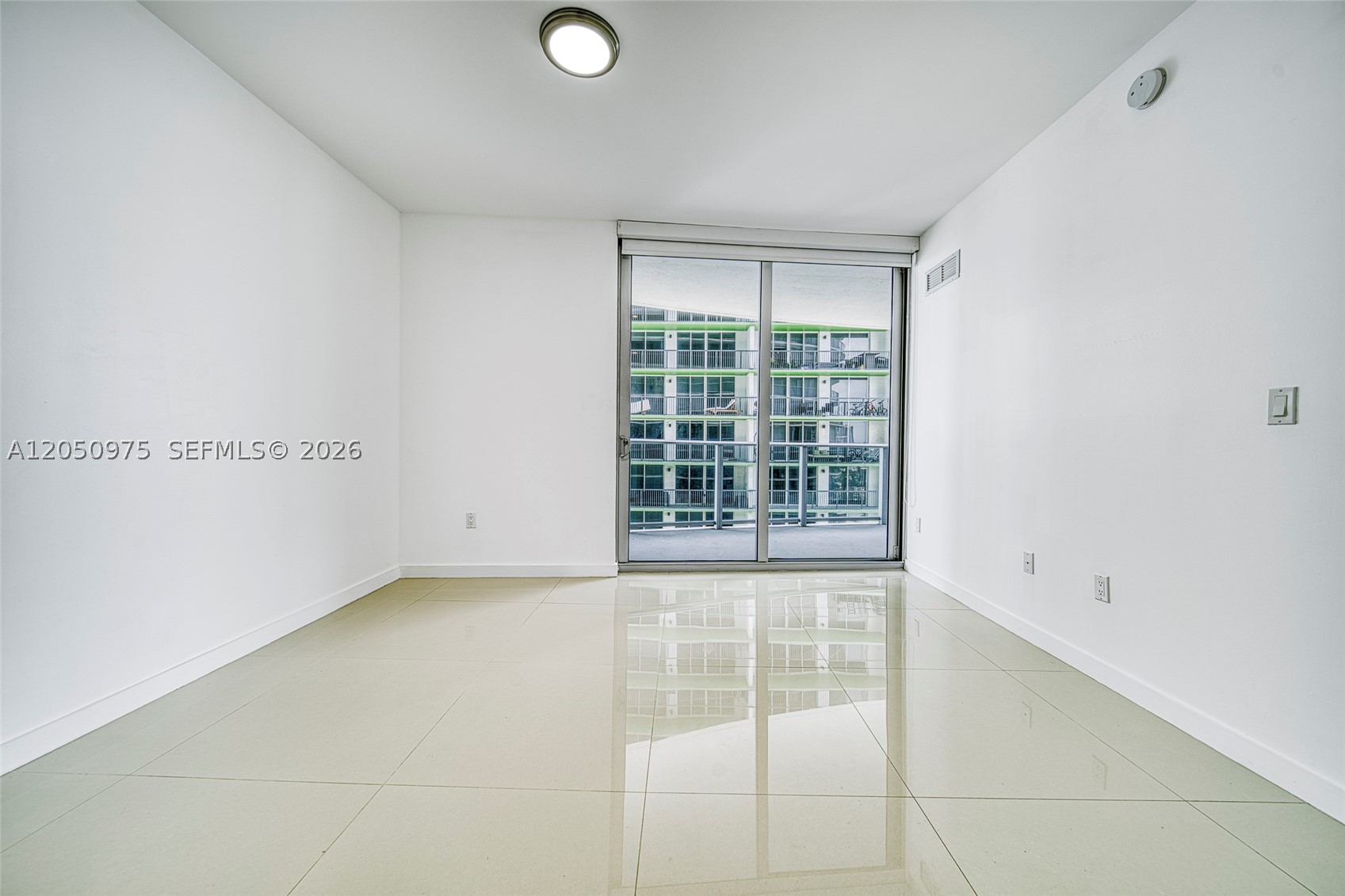488 NE 18th St #2002, Miami FL 33132