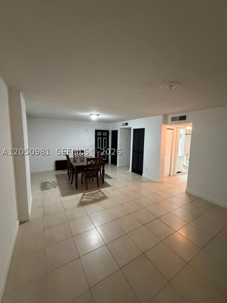 8200 SW 210th St #303, Cutler Bay FL 33189