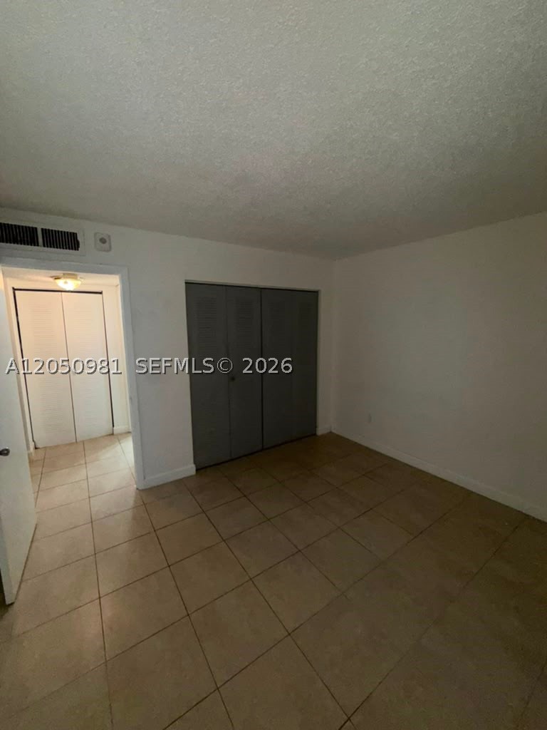 8200 SW 210th St #303, Cutler Bay FL 33189