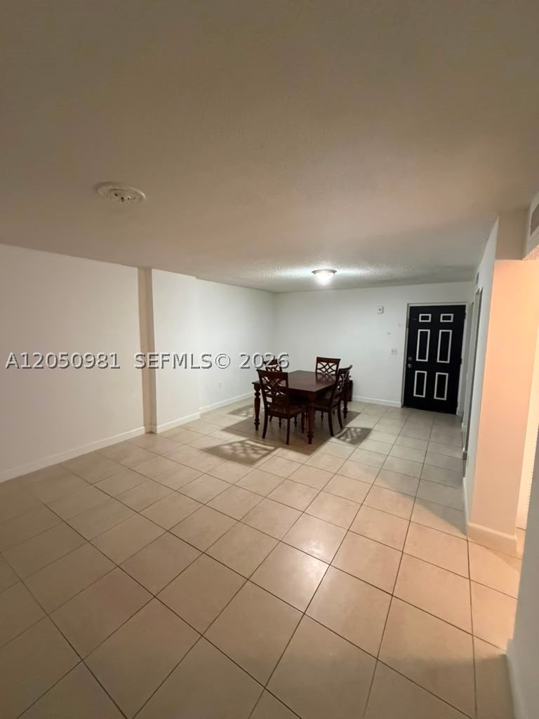 8200 SW 210th St #303, Cutler Bay FL 33189