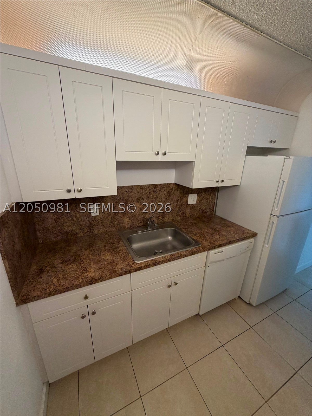 8200 SW 210th St #303, Cutler Bay FL 33189