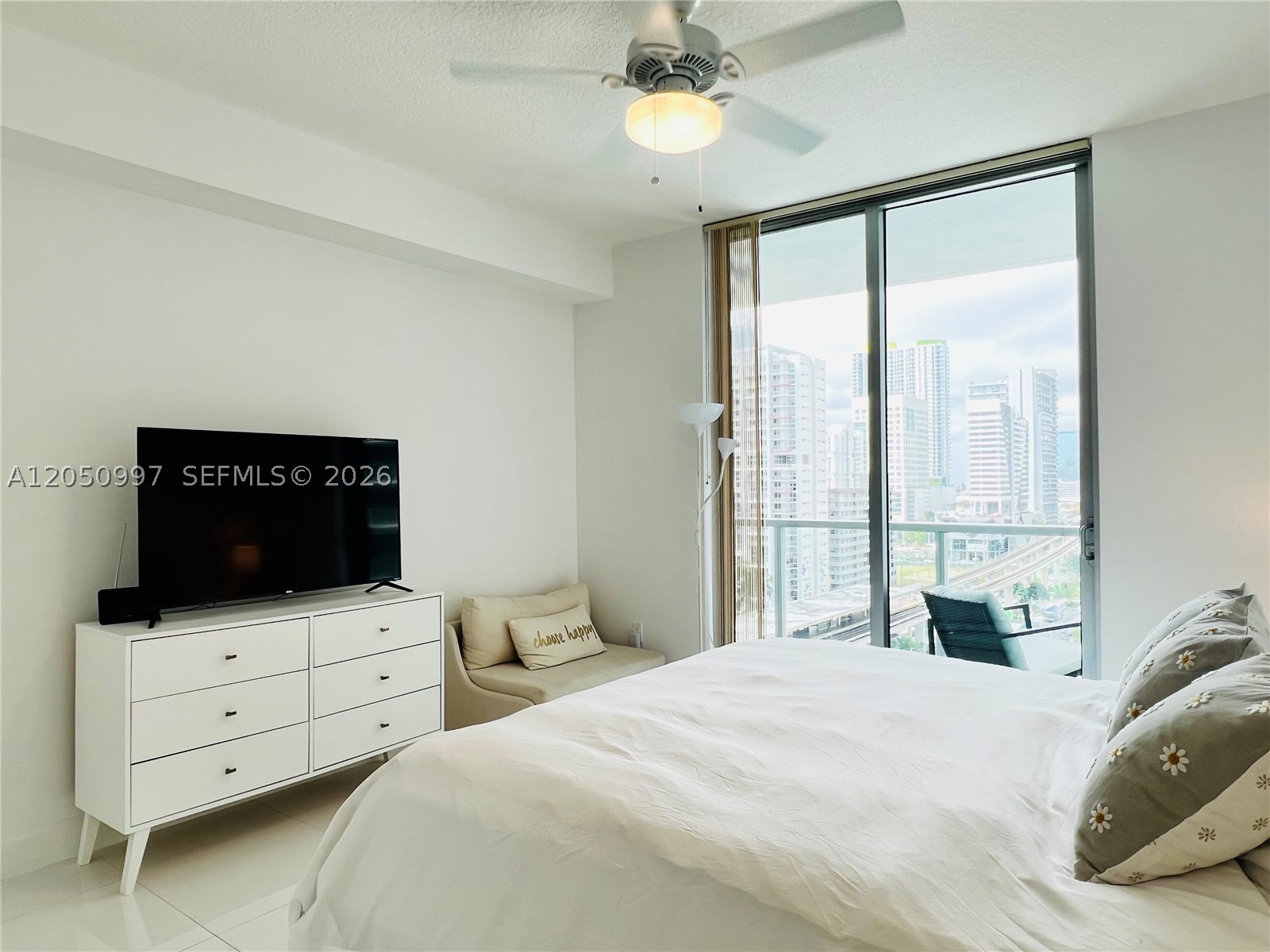 79 SW 12th St #1510-S, Miami FL 33130