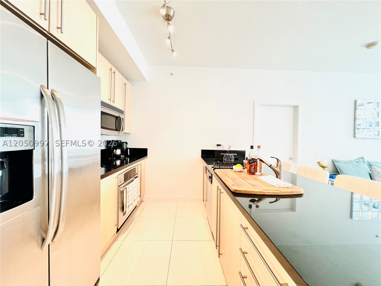 79 SW 12th St #1510-S, Miami FL 33130