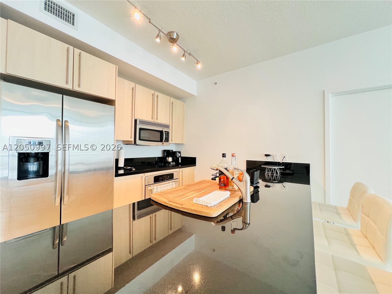 79 SW 12th St #1510-S, Miami FL 33130