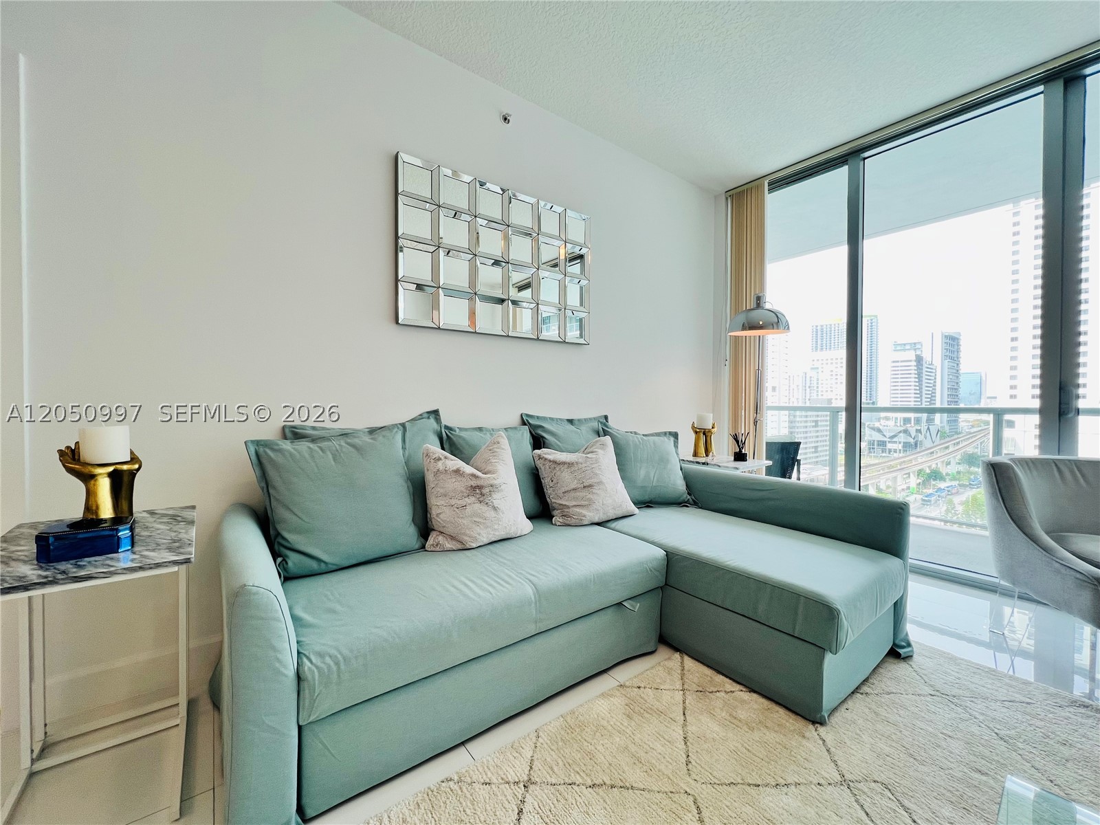 79 SW 12th St #1510-S, Miami FL 33130