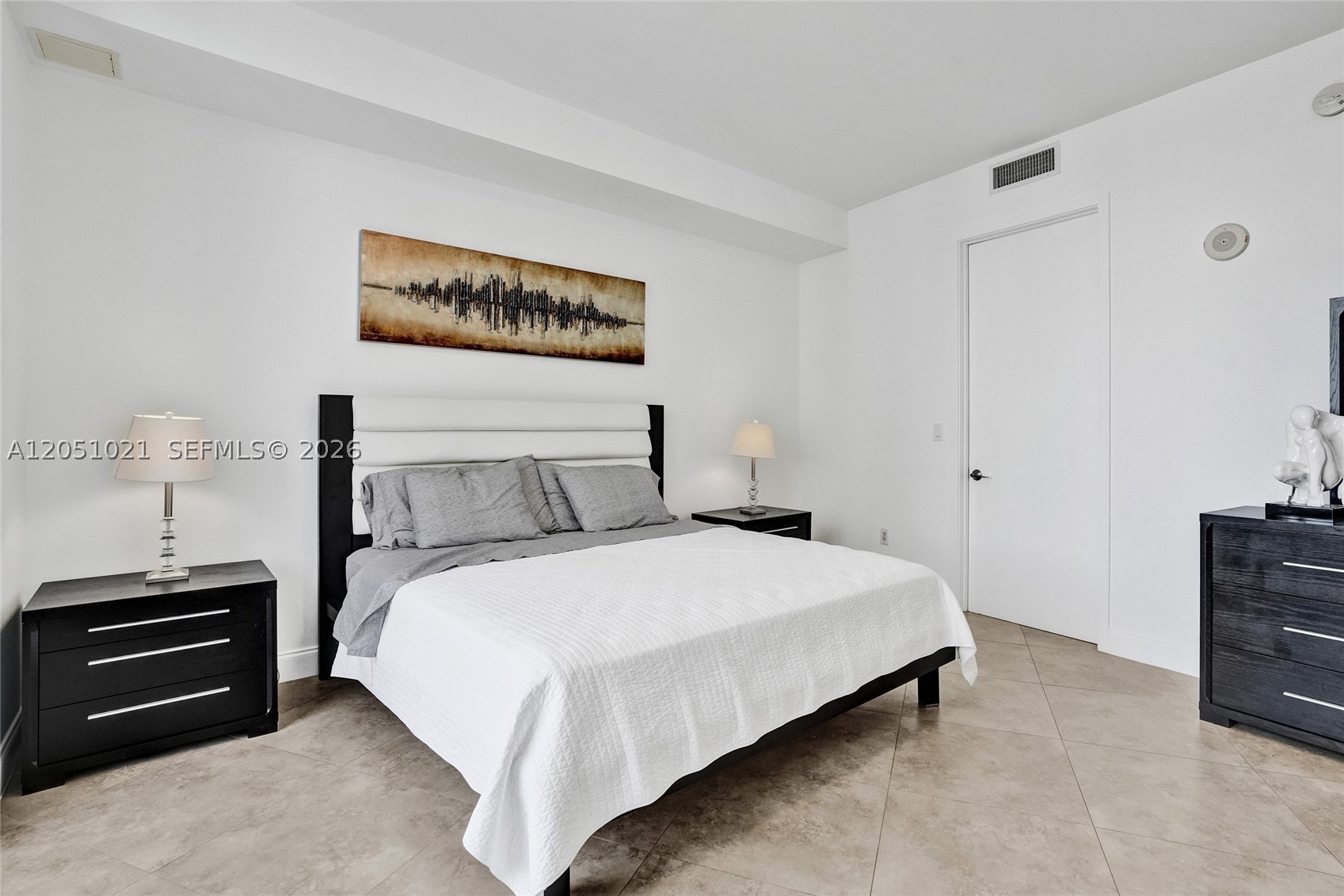 18201 Collins Ave #4705, Sunny Isles Beach FL 33160