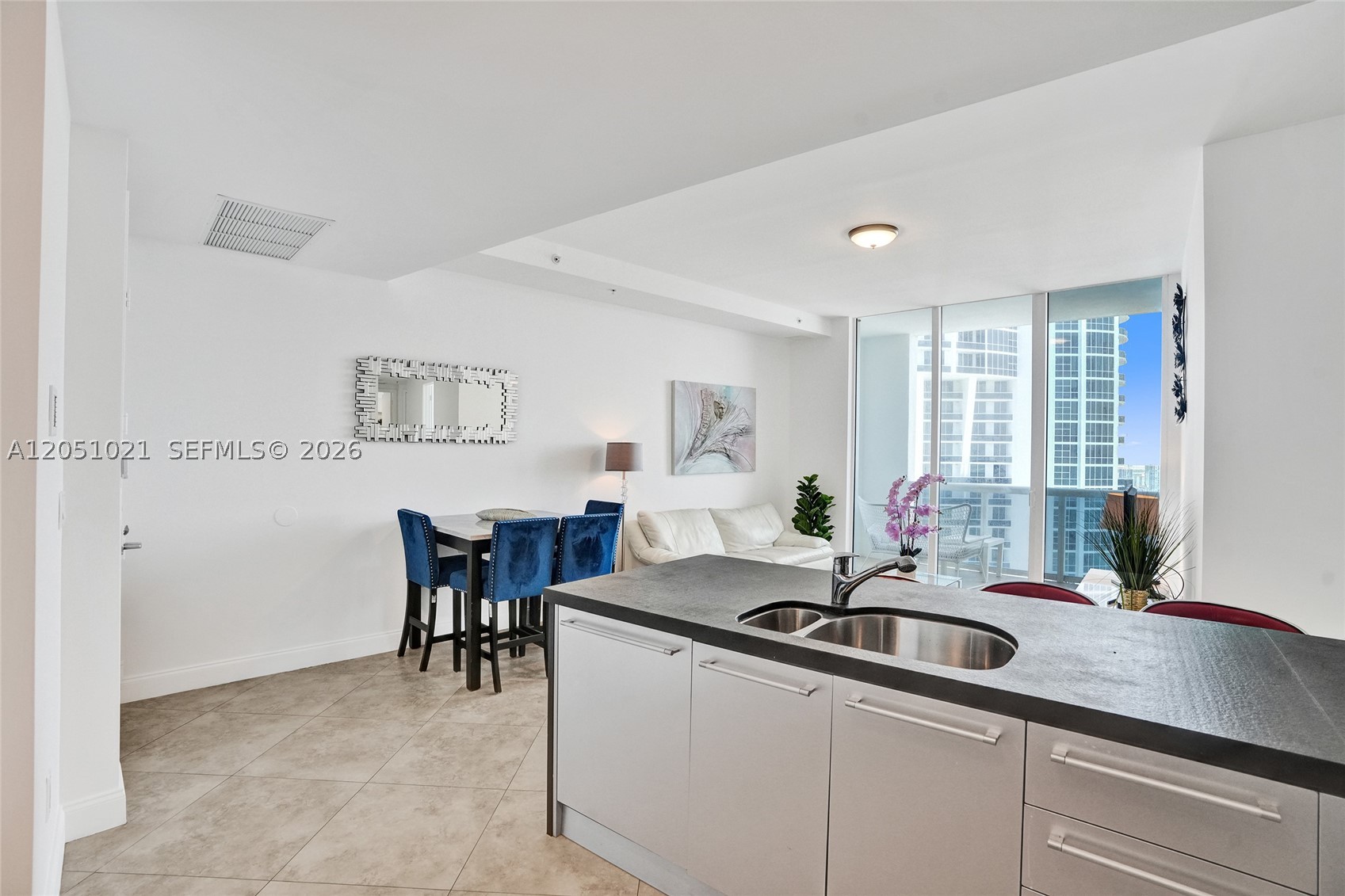 18201 Collins Ave #4705, Sunny Isles Beach FL 33160