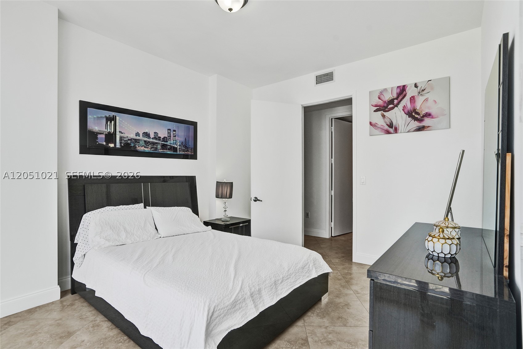 18201 Collins Ave #4705, Sunny Isles Beach FL 33160