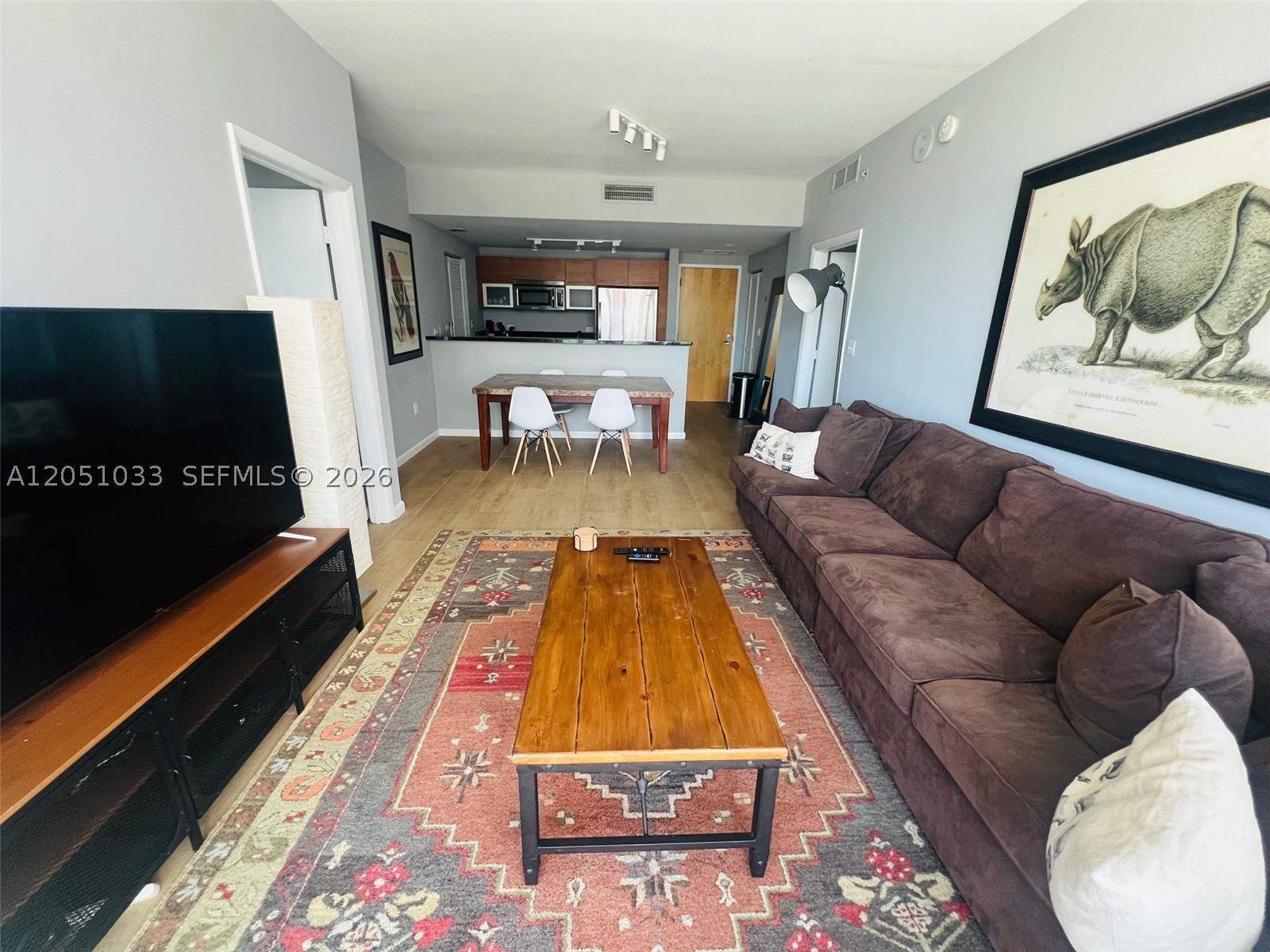 253 NE 2nd St #2510, Miami FL 33132