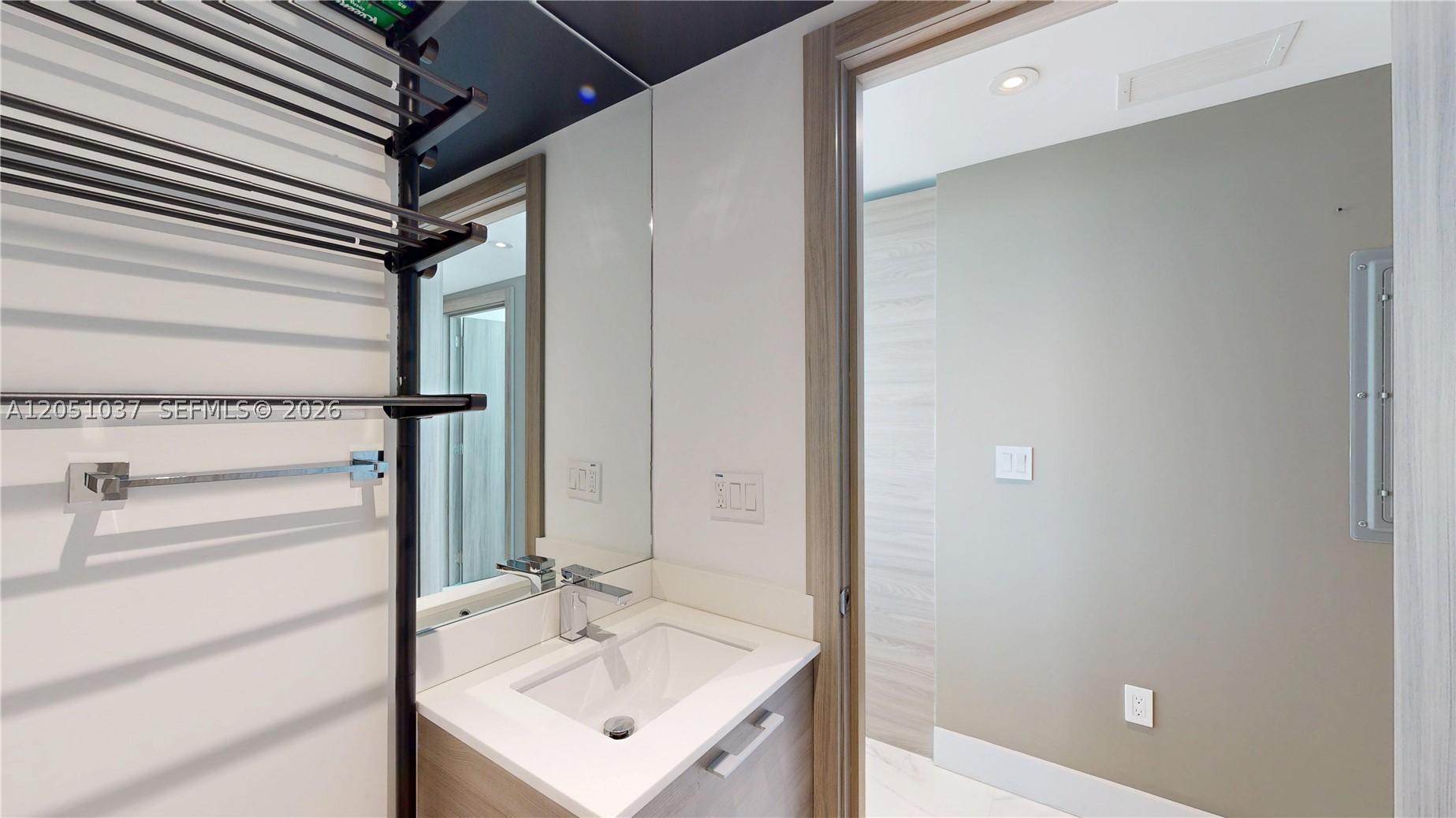 1300 S Miami Ave #3106, Miami FL 33130