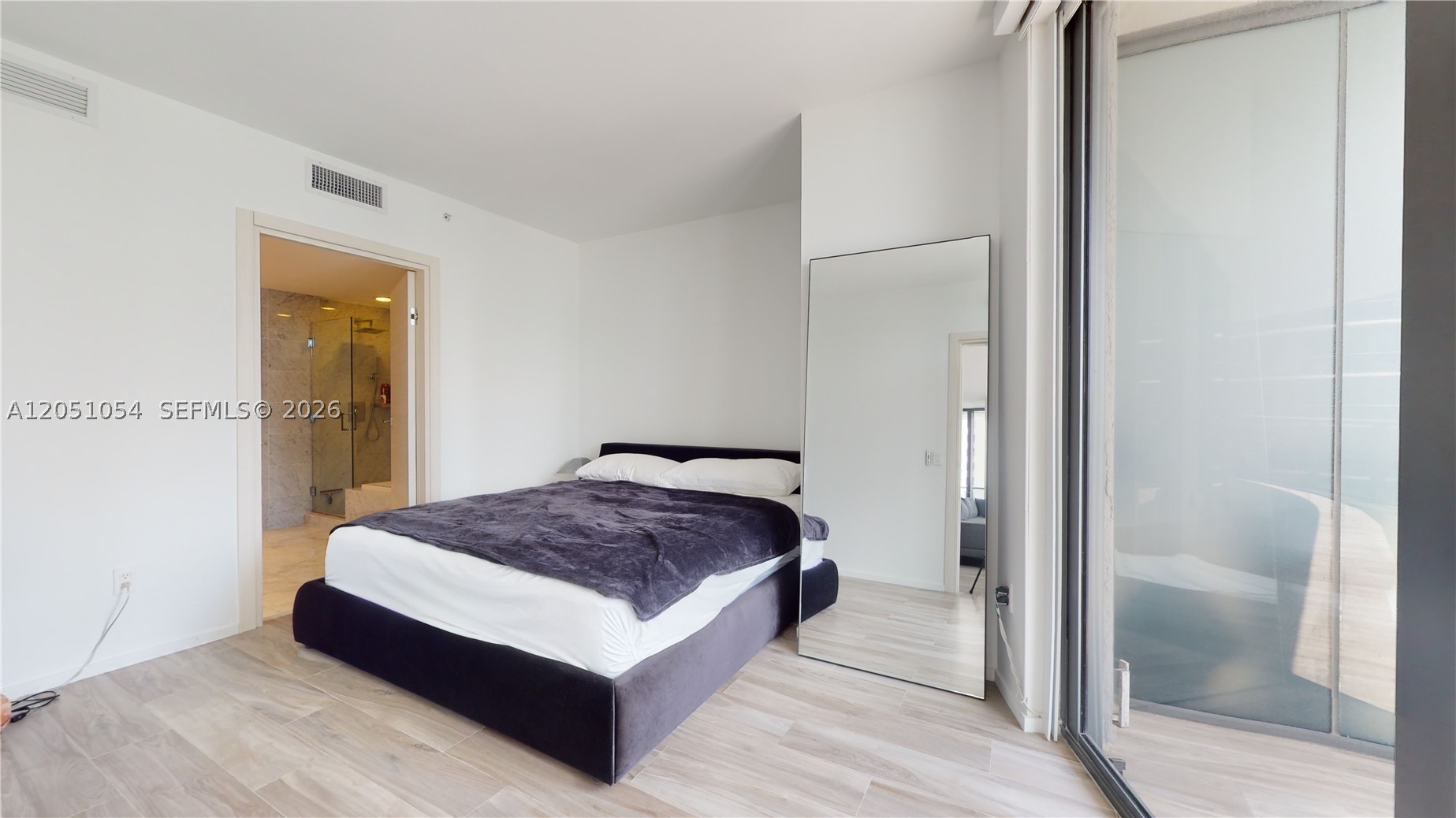 801 S Miami Ave #2601, Miami FL 33130