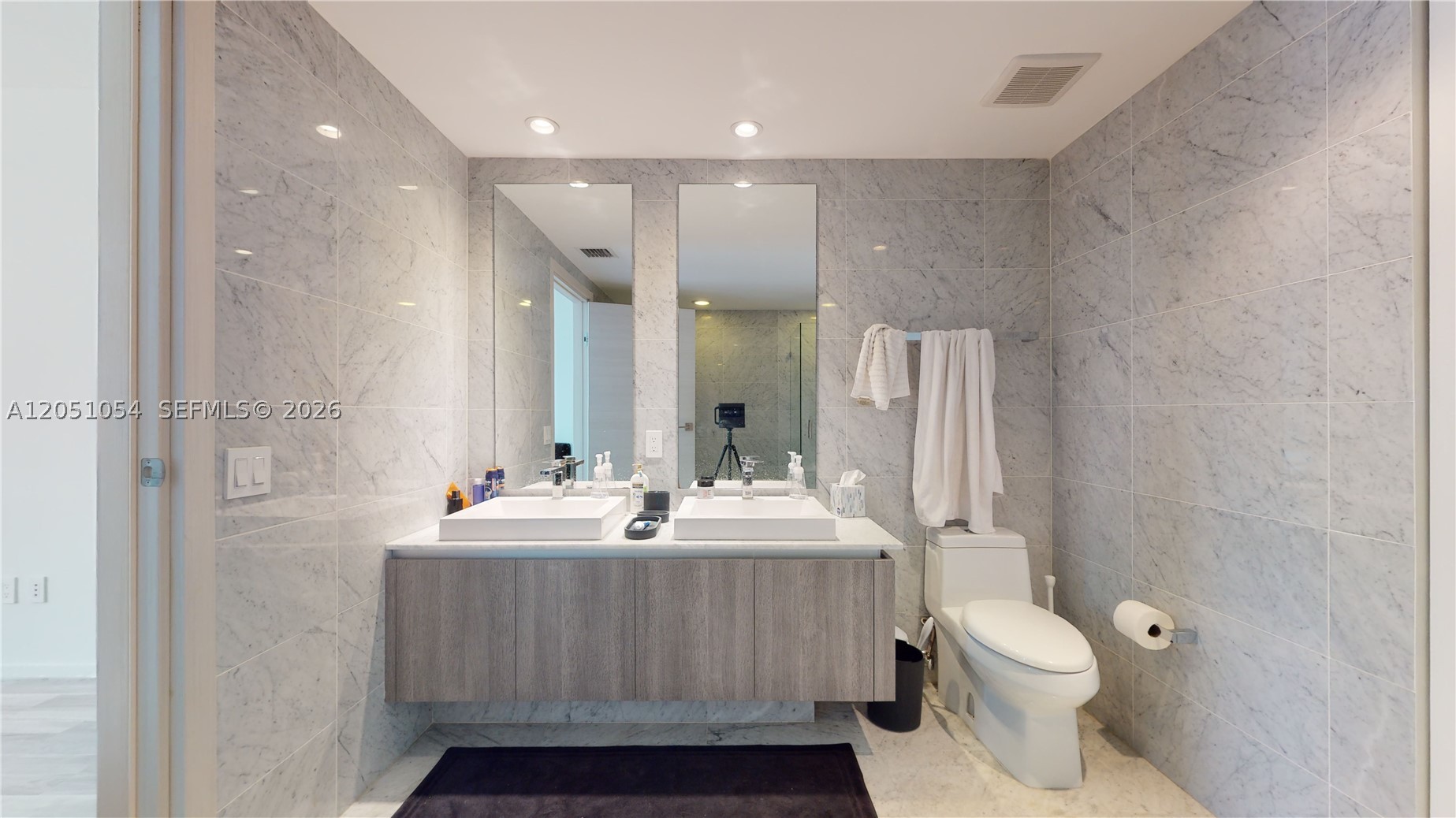 801 S Miami Ave #2601, Miami FL 33130
