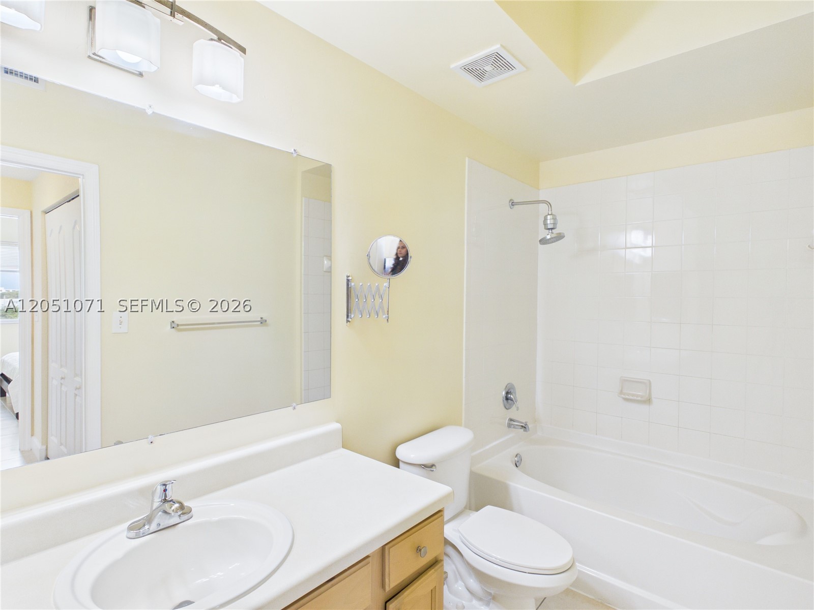 6001 SW 70th St #502, South Miami FL 33143