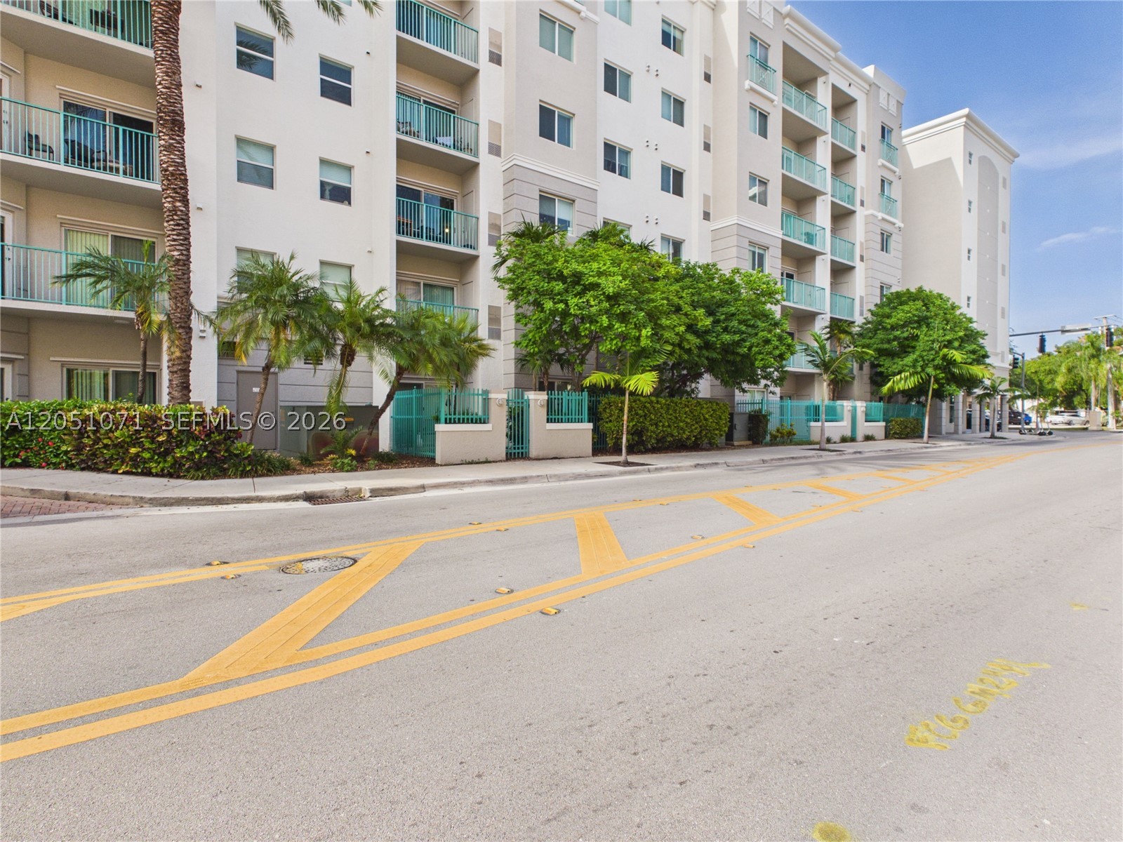 6001 SW 70th St #502, South Miami FL 33143
