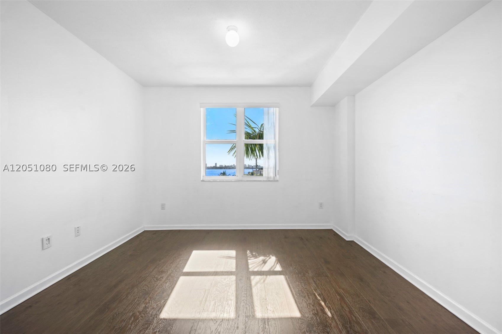 7910 Harbor Island Dr #402, North Bay Village FL 33141