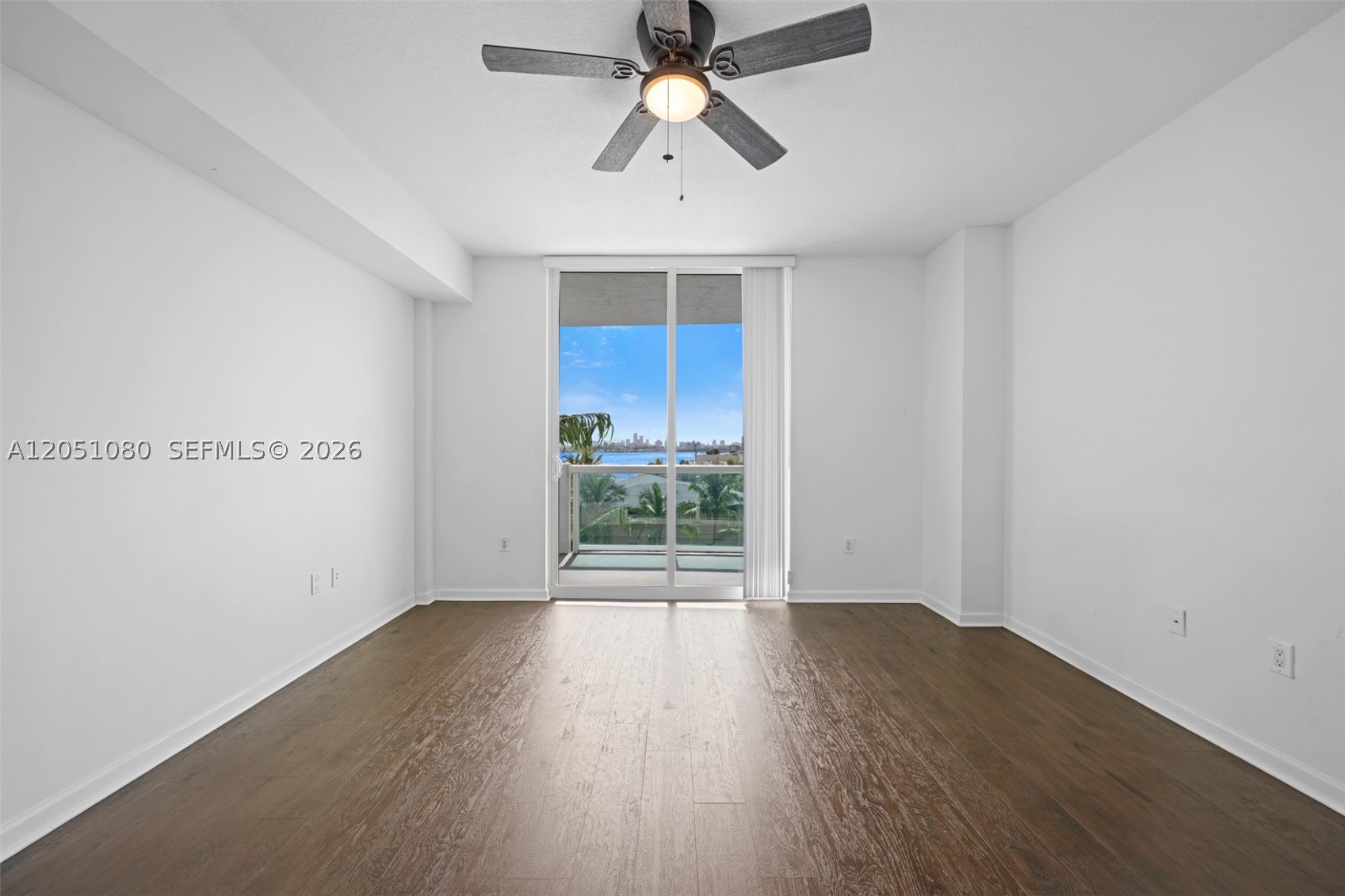 7910 Harbor Island Dr #402, North Bay Village FL 33141