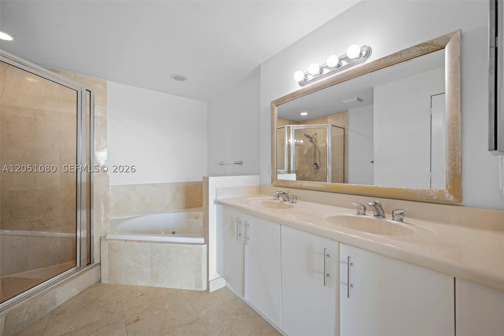 7910 Harbor Island Dr #402, North Bay Village FL 33141
