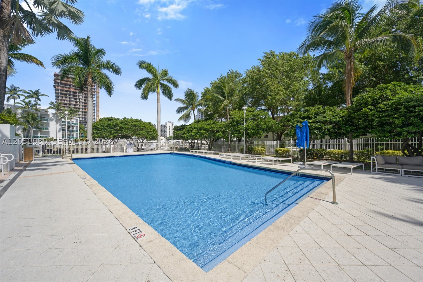 7910 Harbor Island Dr #402, North Bay Village FL 33141