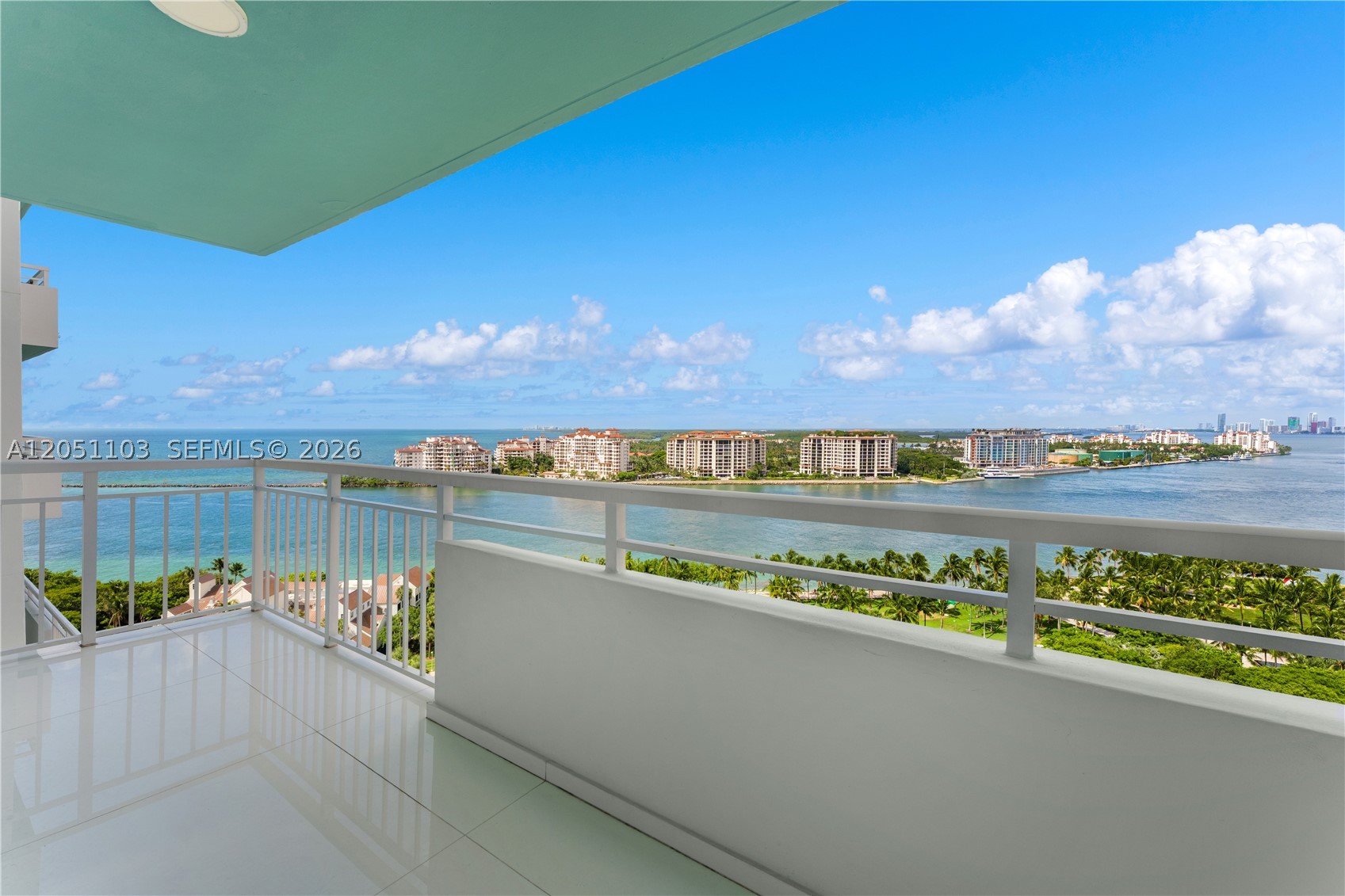 400 S Pointe Dr #1805, Miami Beach FL 33139