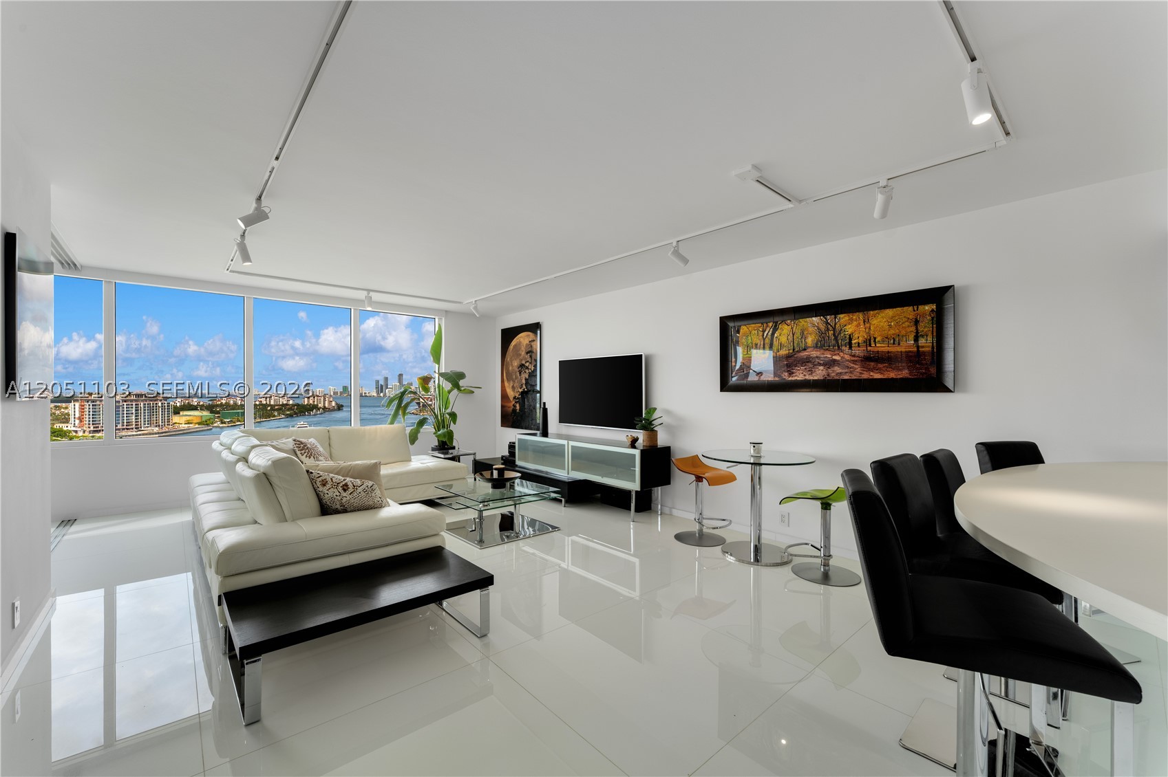 400 S Pointe Dr #1805, Miami Beach FL 33139
