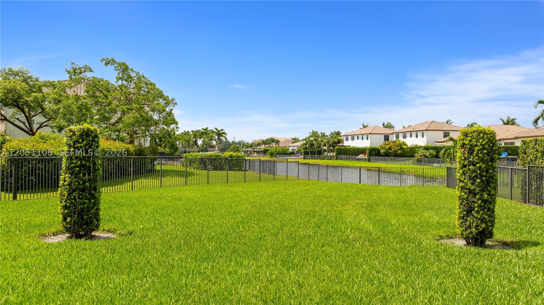 8420 NW 33rd St, Cooper City FL 33024
