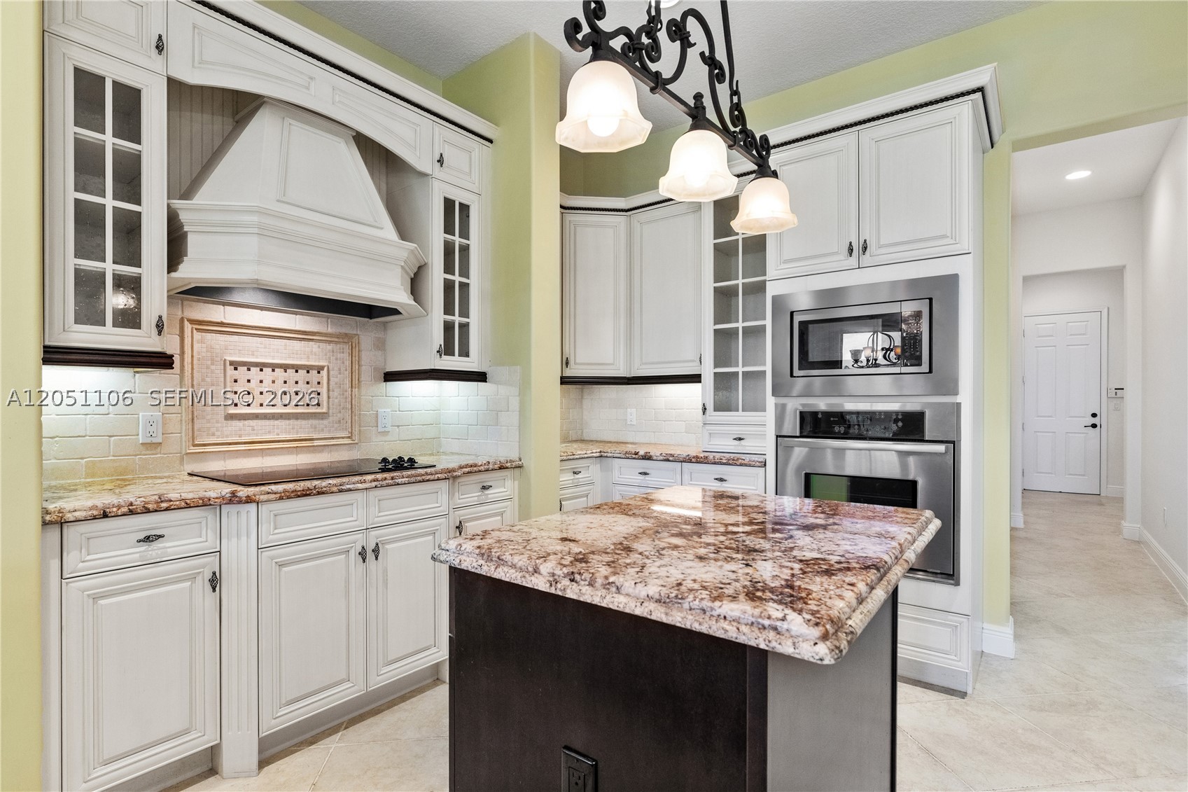 8420 NW 33rd St, Cooper City FL 33024