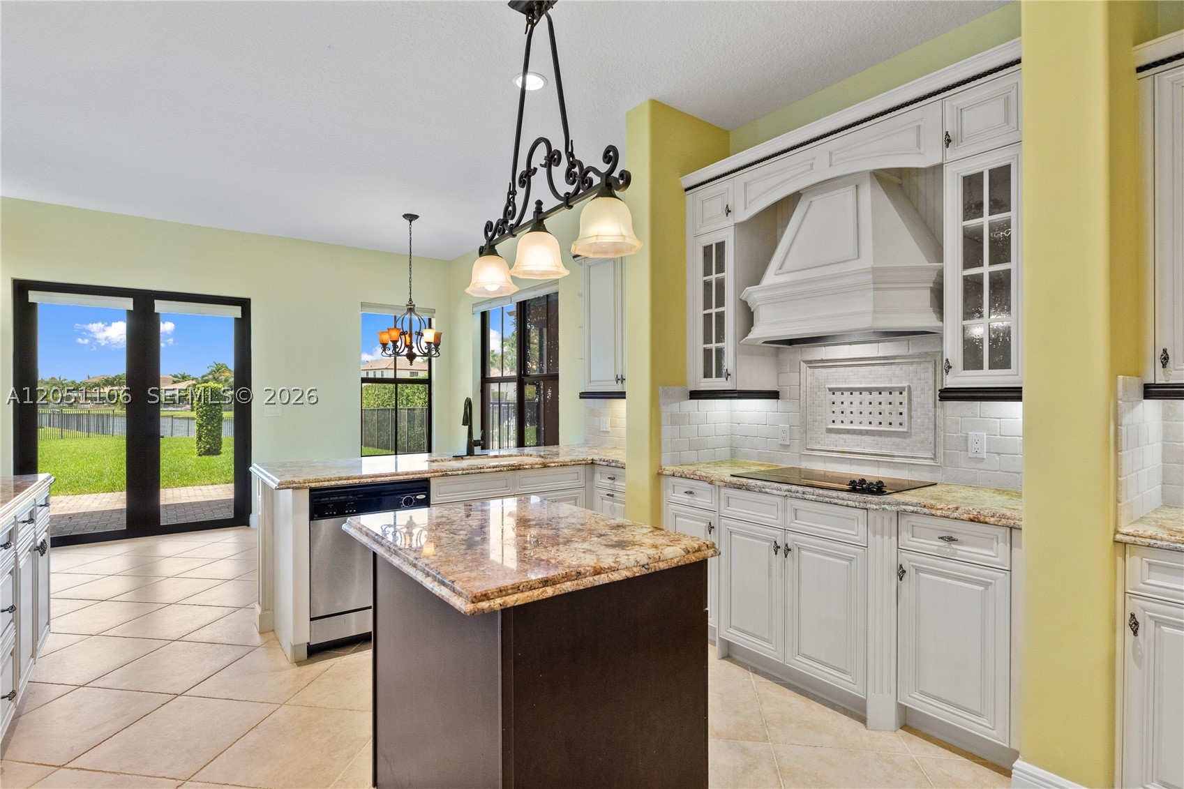 8420 NW 33rd St, Cooper City FL 33024