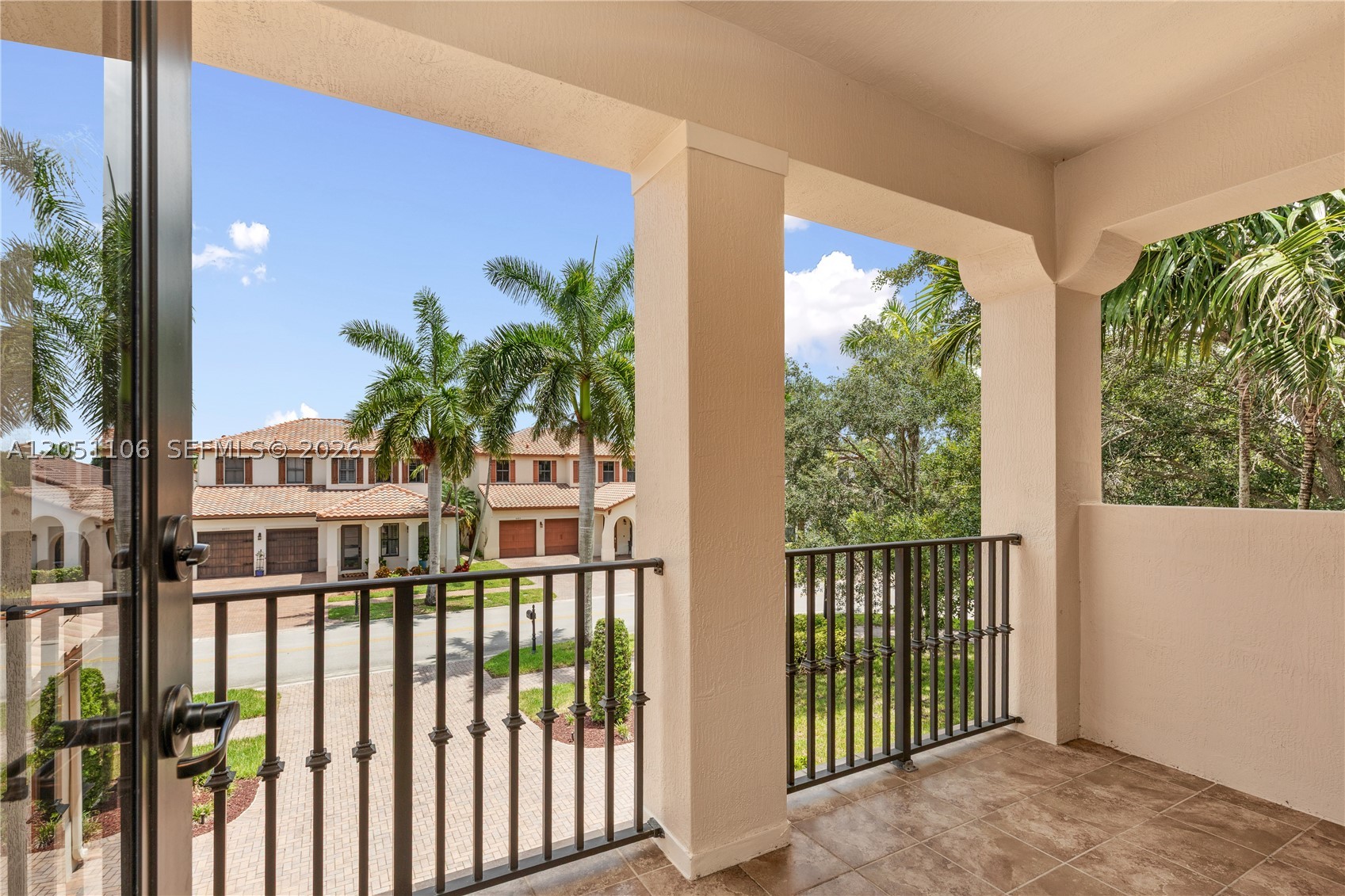 8420 NW 33rd St, Cooper City FL 33024