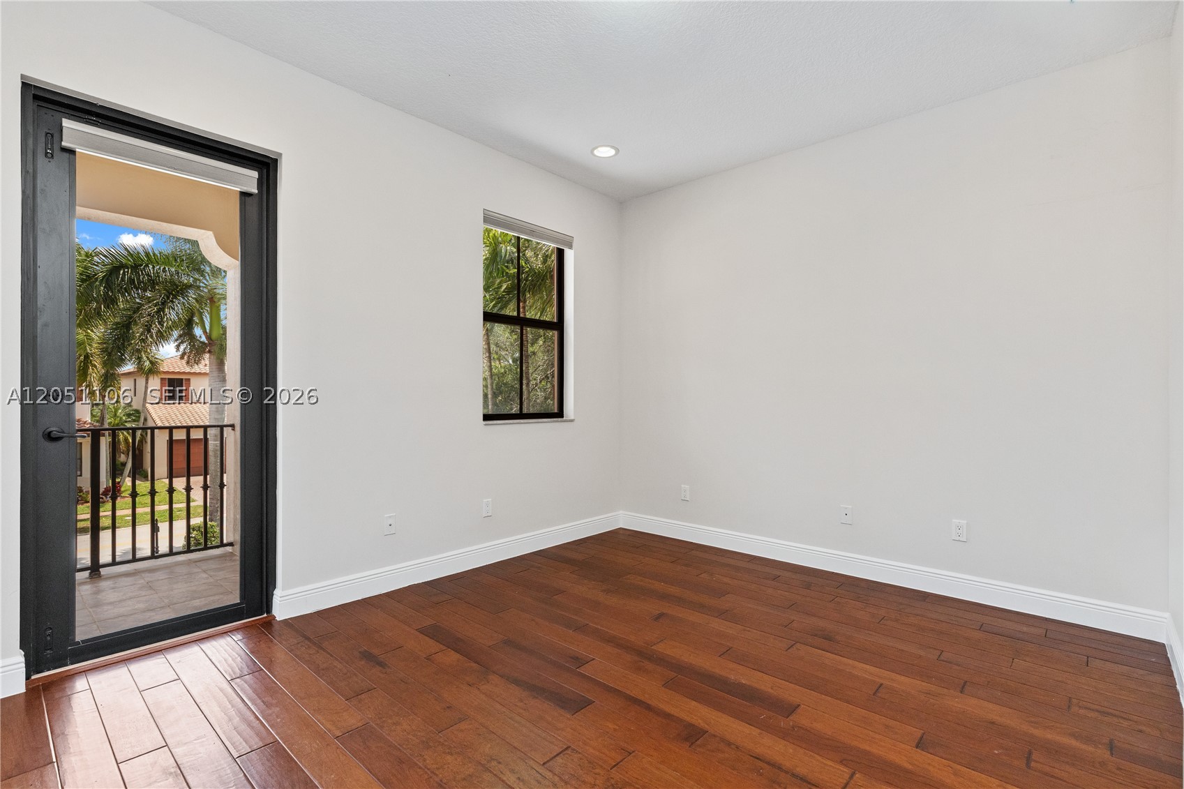 8420 NW 33rd St, Cooper City FL 33024