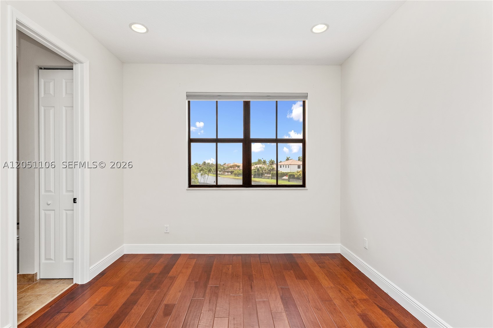 8420 NW 33rd St, Cooper City FL 33024
