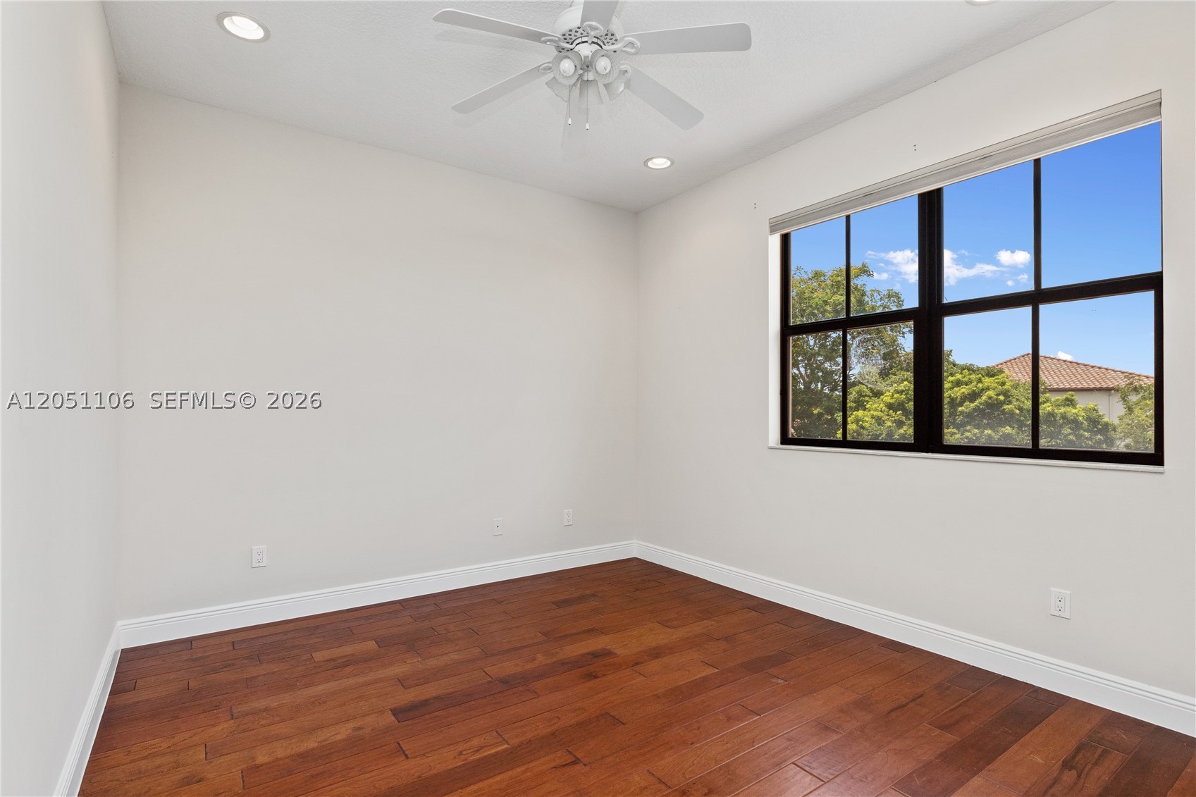 8420 NW 33rd St, Cooper City FL 33024