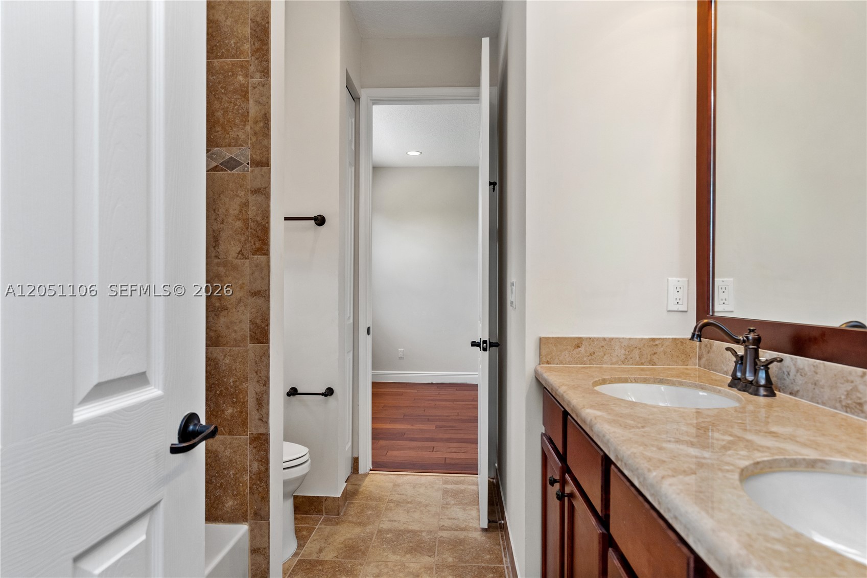 8420 NW 33rd St, Cooper City FL 33024