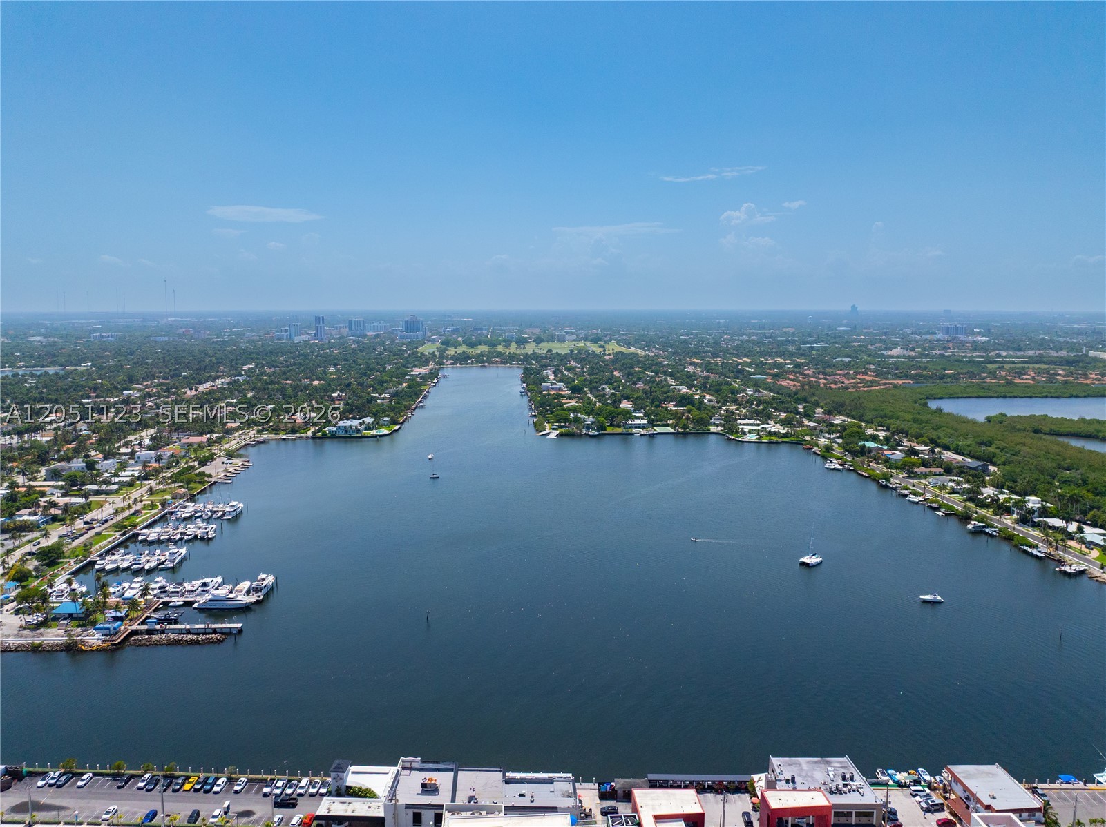 900 N Northlake Dr, Hollywood FL 33019