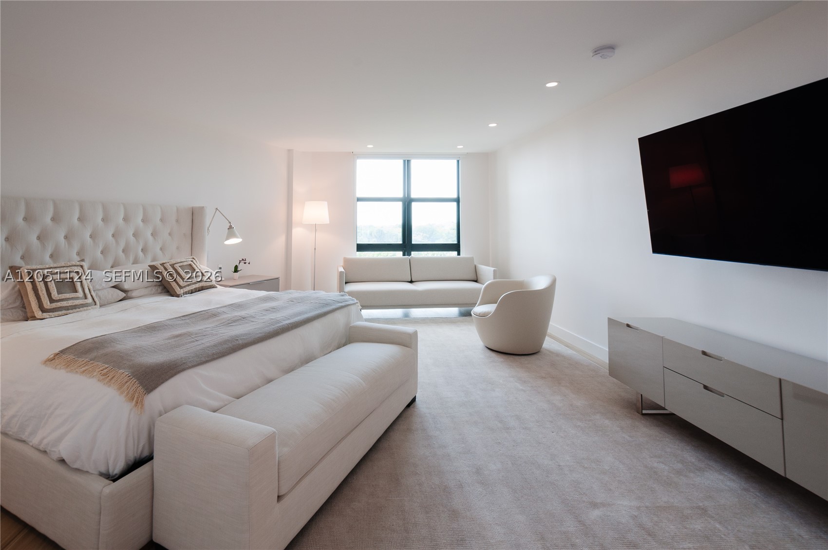 1121 Crandon Blvd #D301, Key Biscayne FL 33149