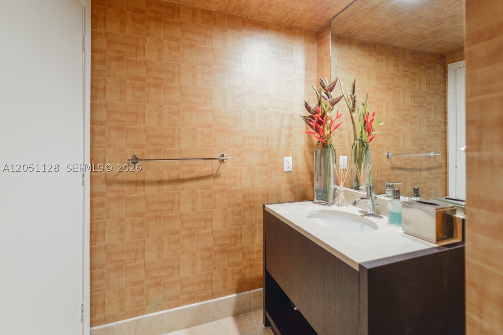18201 Collins Ave #1604, Sunny Isles Beach FL 33160