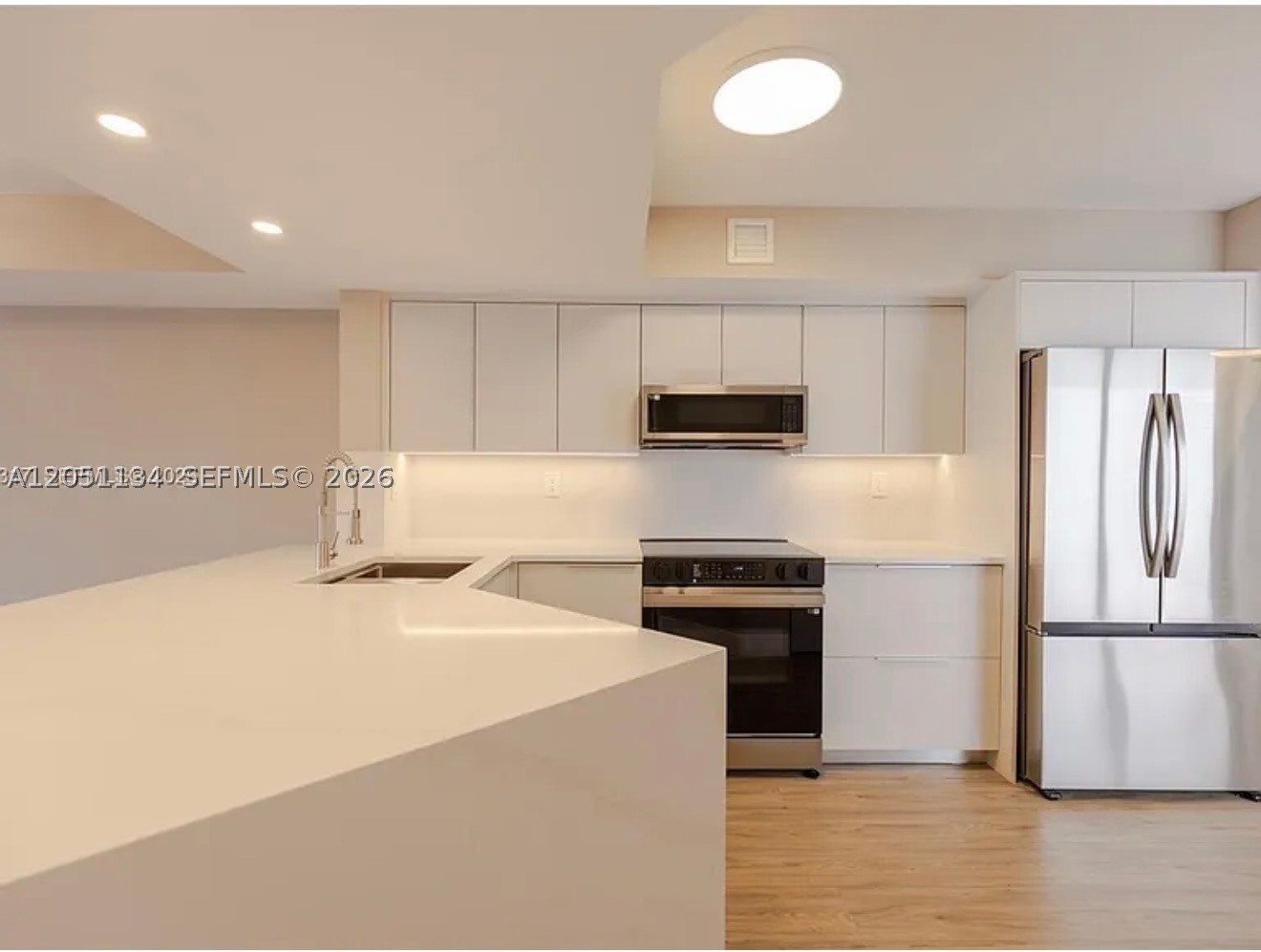 3525 Magellan Cir #626, Aventura FL 33180