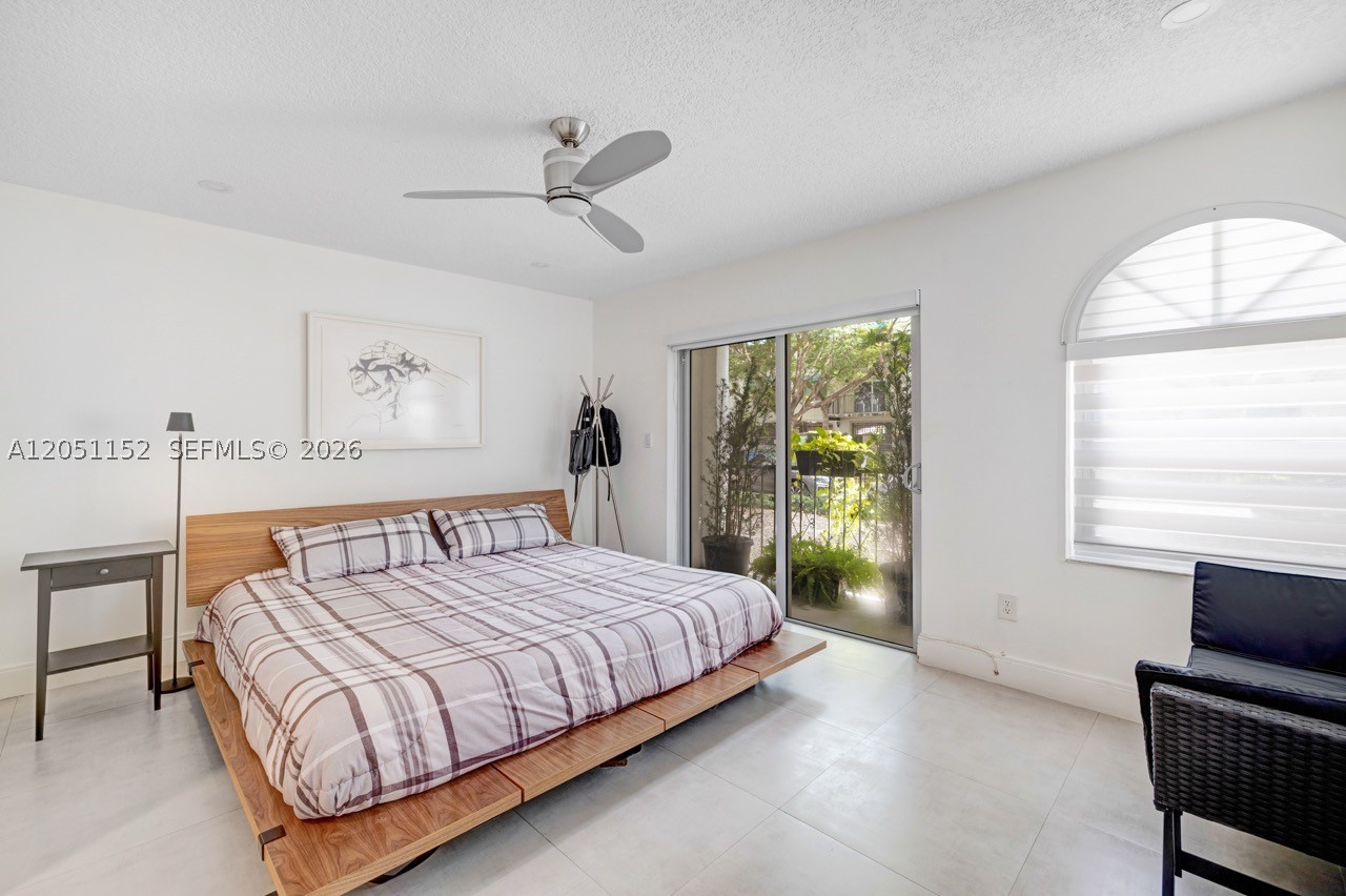 338 Majorca Ave #103, Coral Gables FL 33134