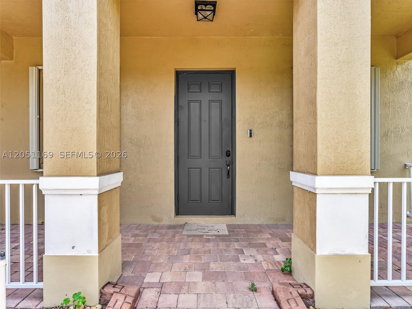 912 NW 204th St, Miami Gardens FL 33169