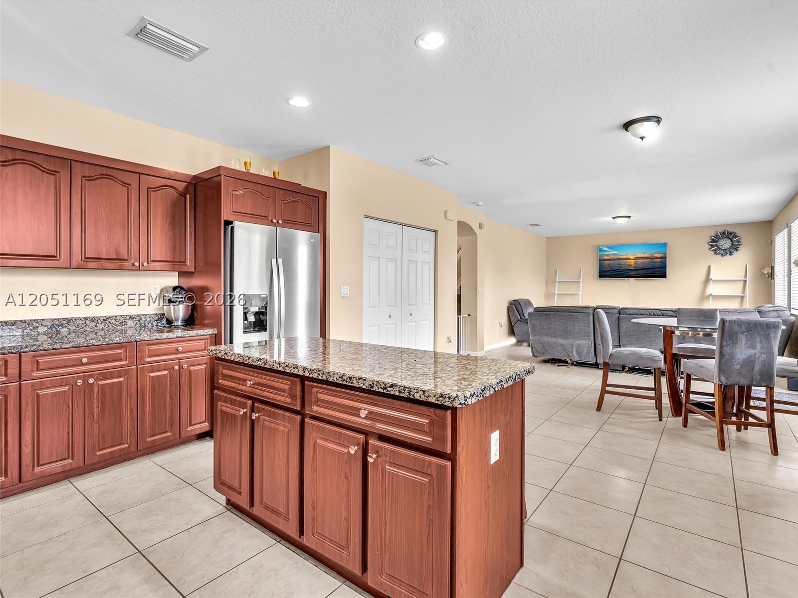 912 NW 204th St, Miami Gardens FL 33169