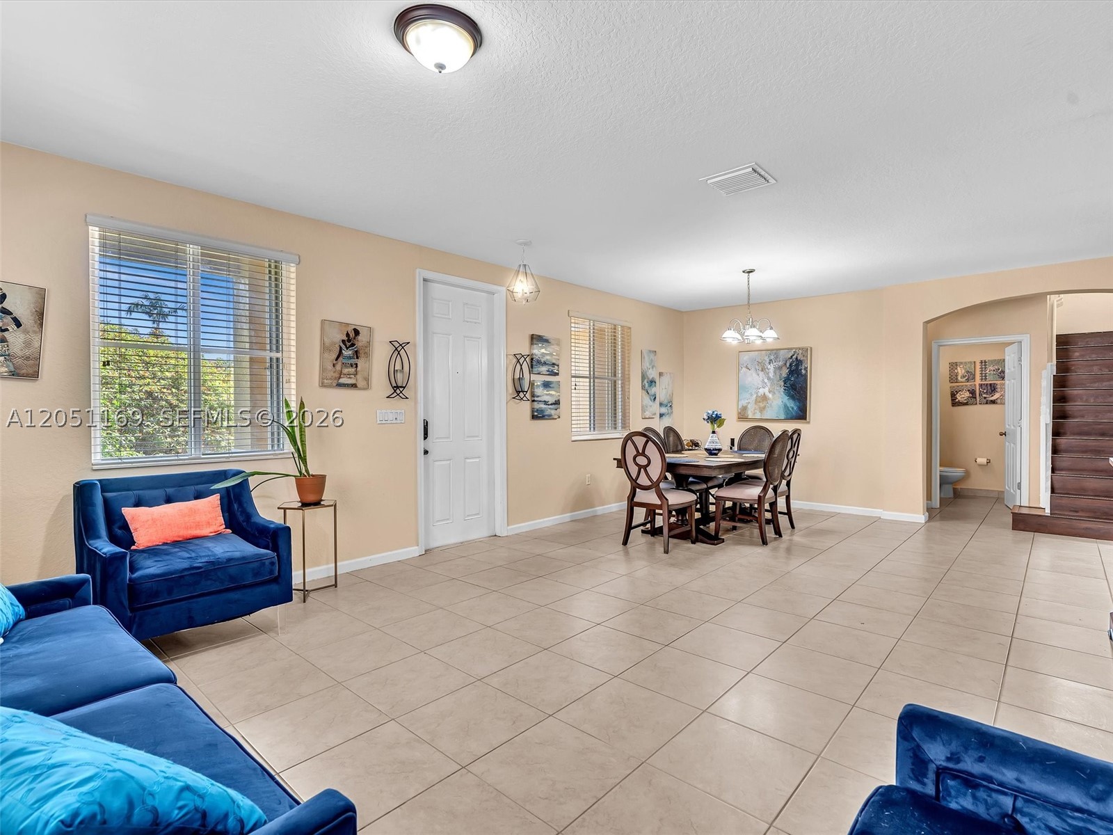 912 NW 204th St, Miami Gardens FL 33169