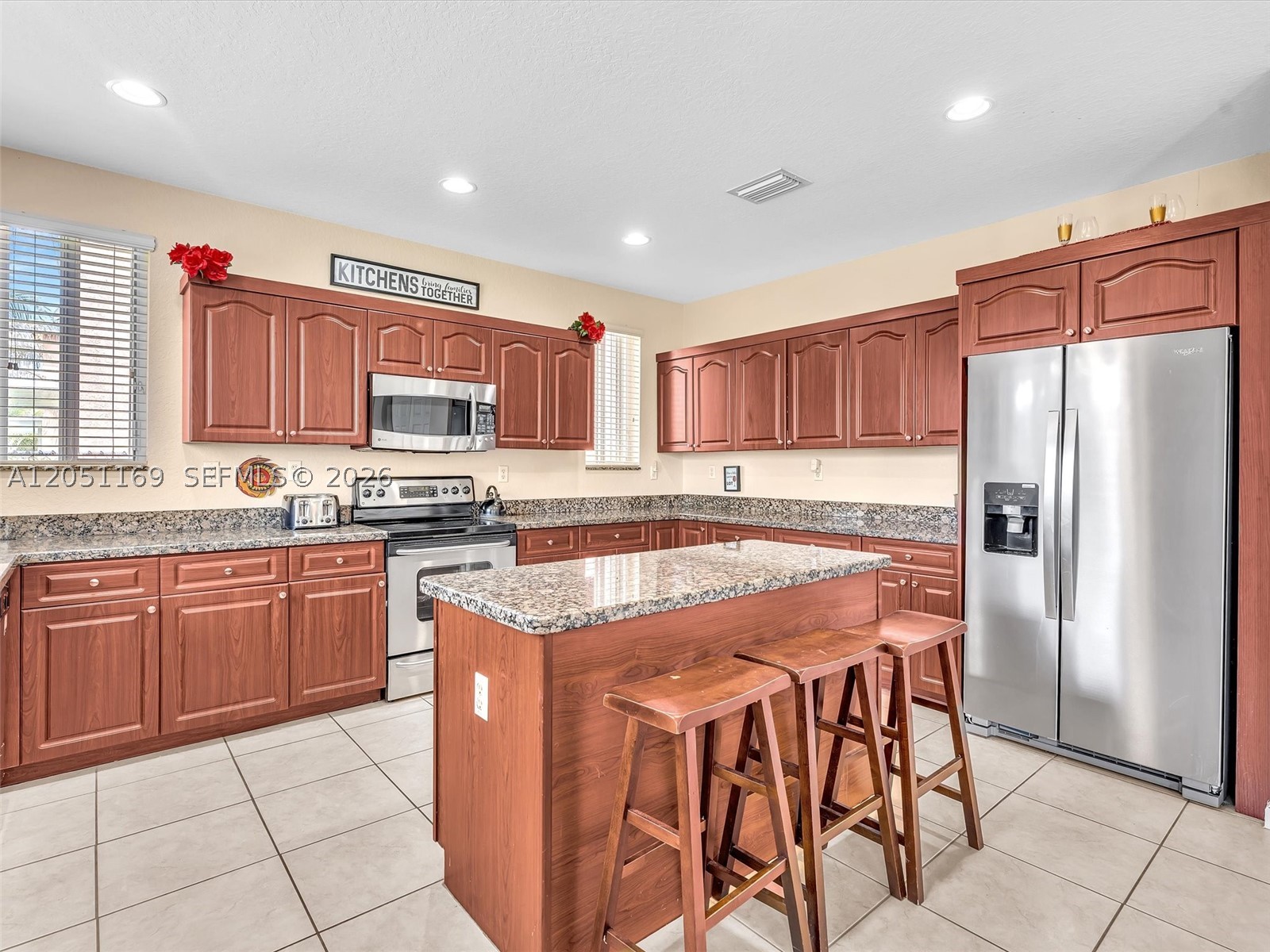 912 NW 204th St, Miami Gardens FL 33169