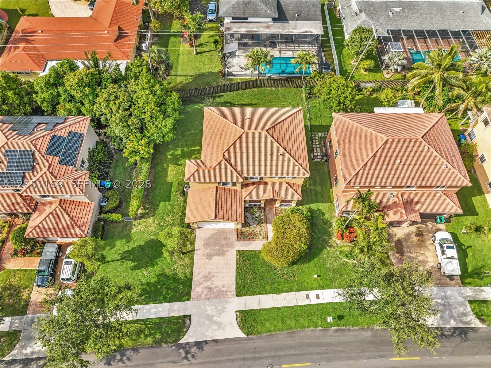 912 NW 204th St, Miami Gardens FL 33169