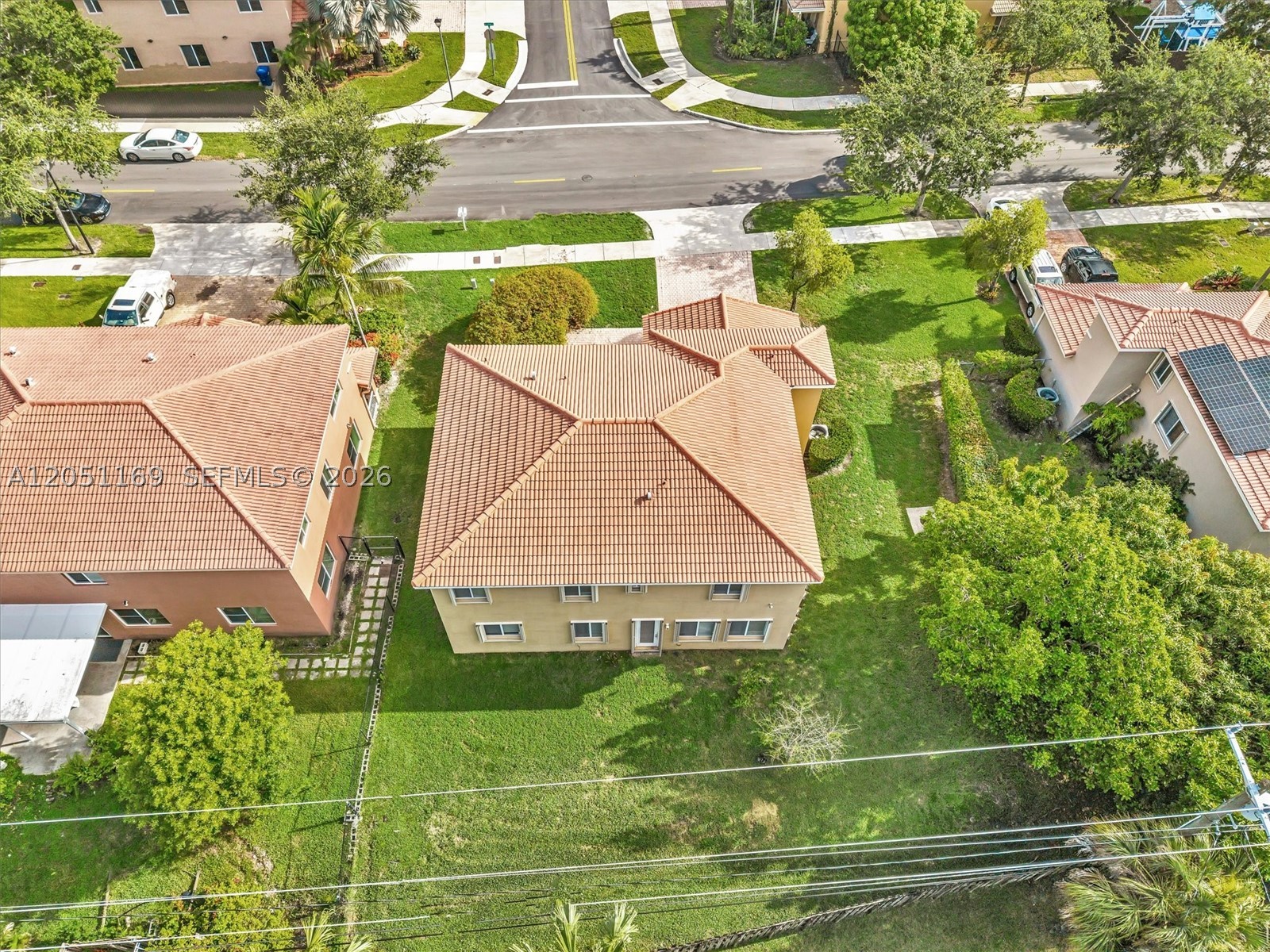 912 NW 204th St, Miami Gardens FL 33169